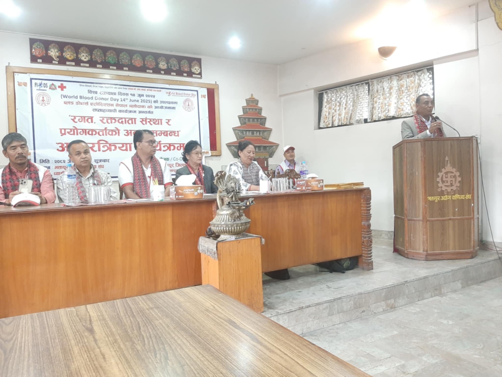 ब्लोदान भक्तपुरले प्रजापतिलाई सम्मान