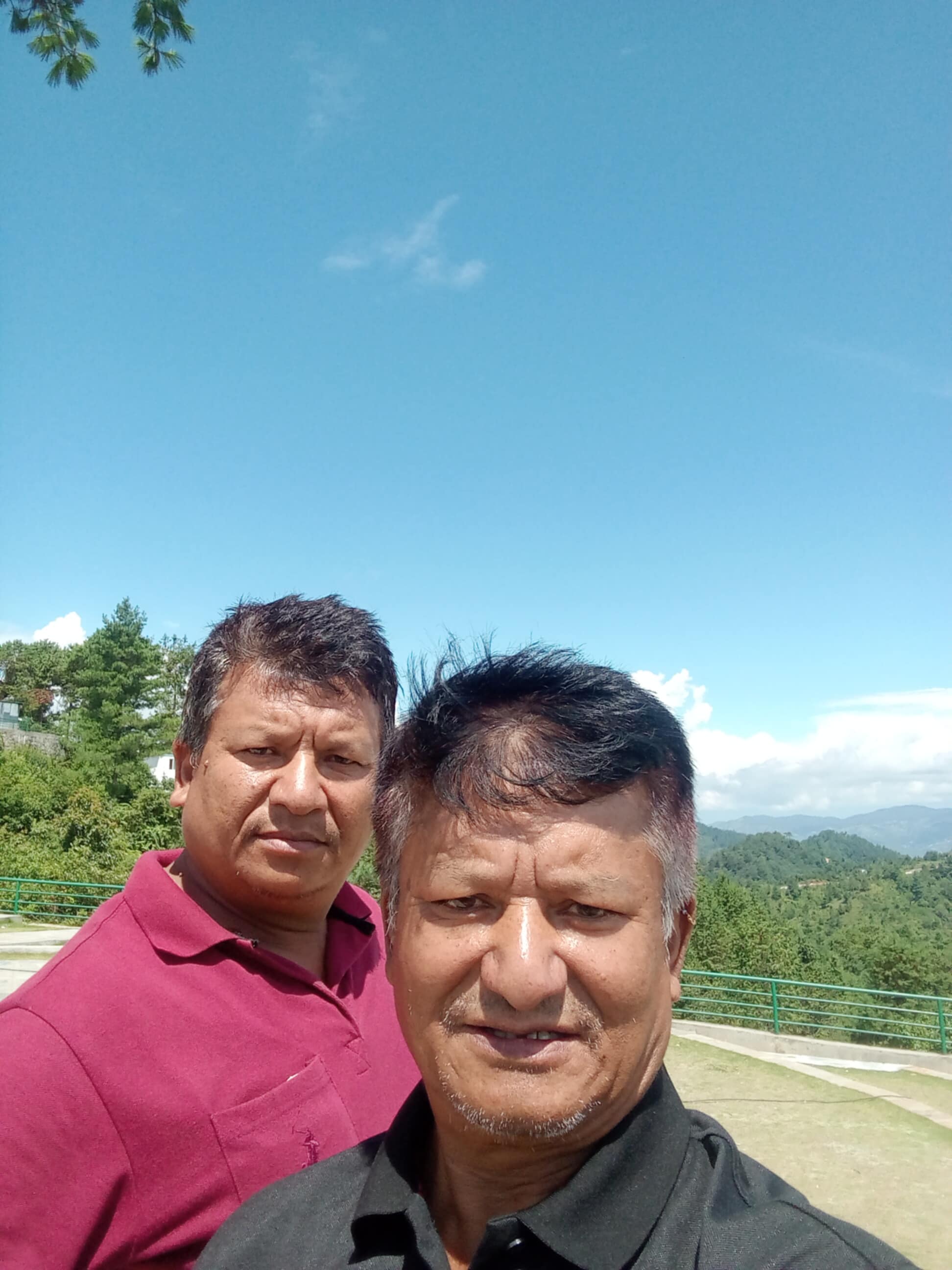 लाकुरी भन्ज्याङ घुमेर हेर्दा ..