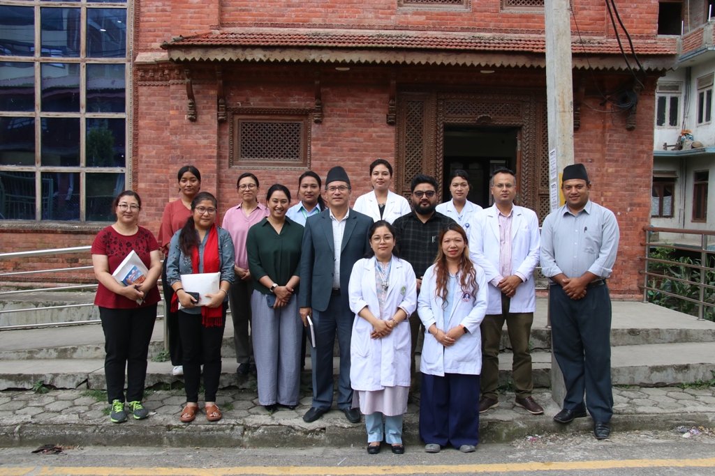 ख्वप अस्पतालमा धुलिखेल अस्पतालका चिकित्सकहरुको टोलीद्वारा अवलोकन