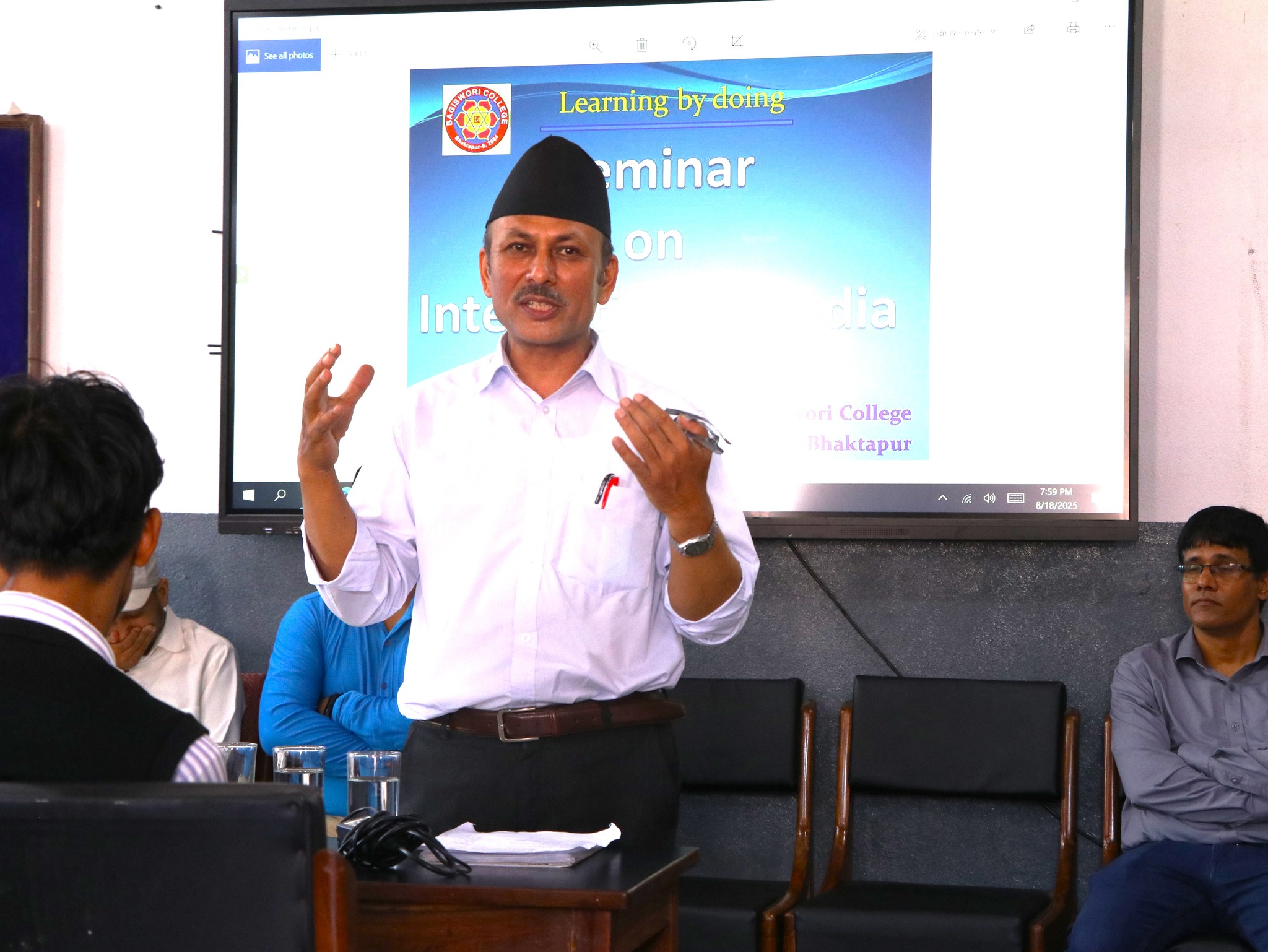 वागीश्वरीमा गरेर सिक्ने अन्तर्राष्ट्रिय पत्रकारिता गोष्ठी 