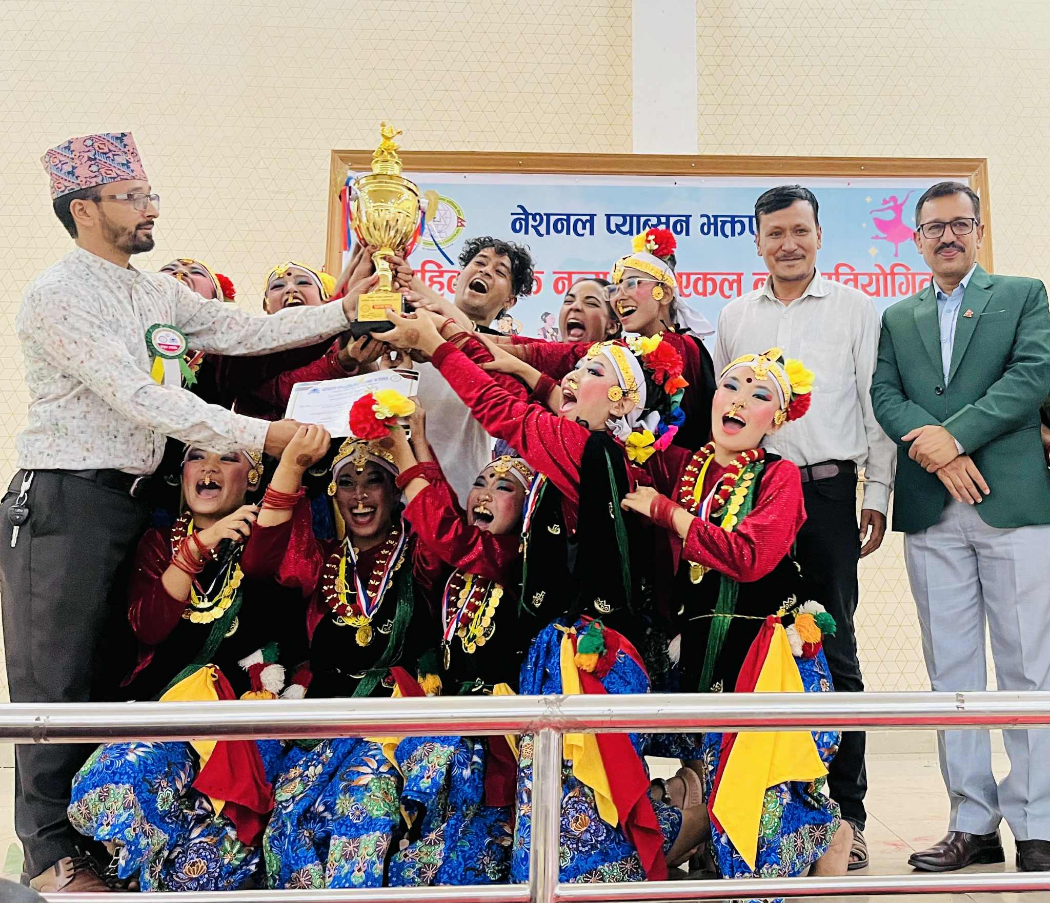 क्वालिटी स्कुलको आयोजनामा नेसनल प्याव्सनको लोकनृत्यमा सेन्ट जोन र प्रसादी स्कुल विजेता