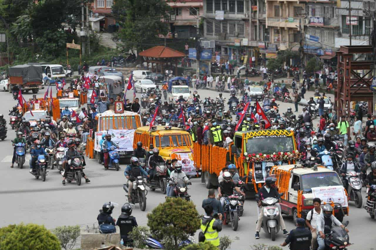 शहिदहरूको शबलाई ....