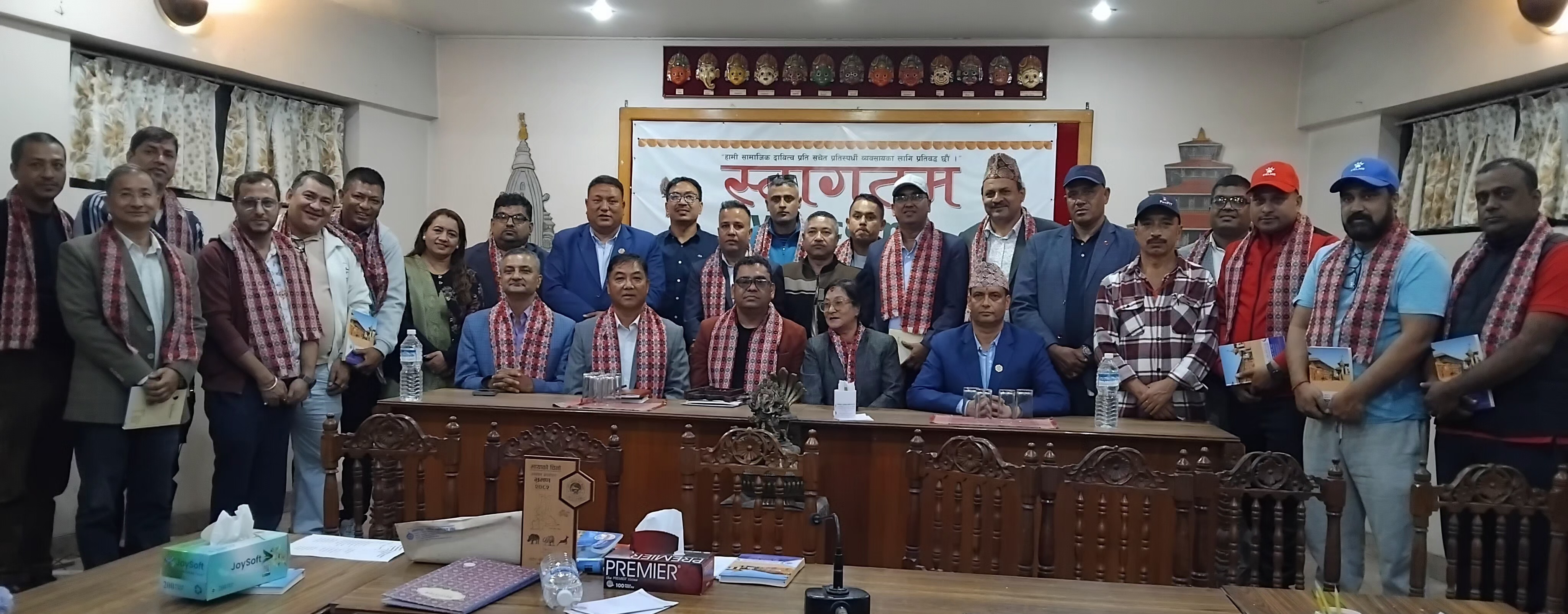 उवासंघ खैरहनीका पदाधिकारी भक्तपुर उवासंघको अवलोकन भ्रमणमा 
