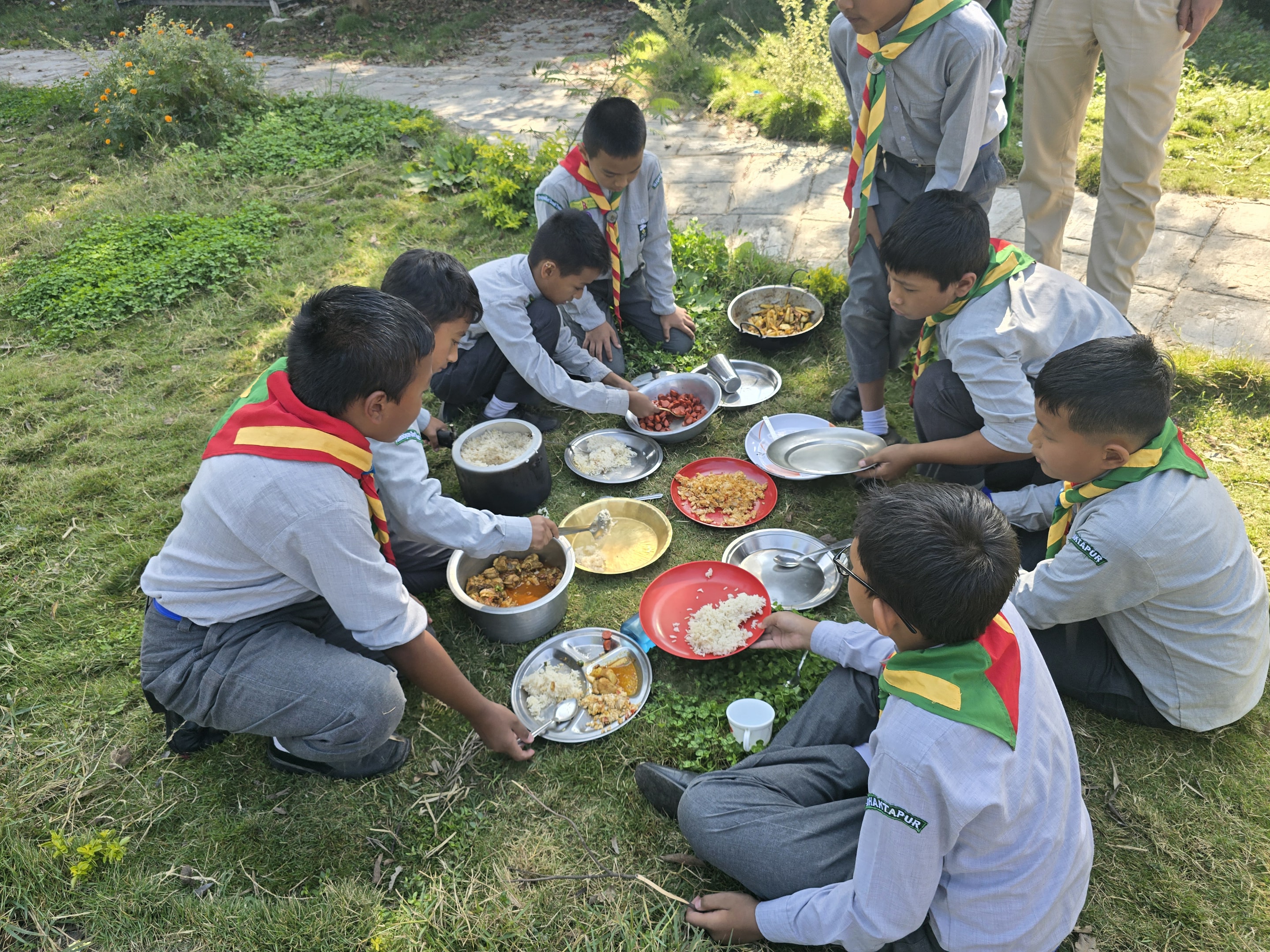 सकियो निओ फ्युजनको लन्च हाइकिङ्ग प्रतियोगिता 
