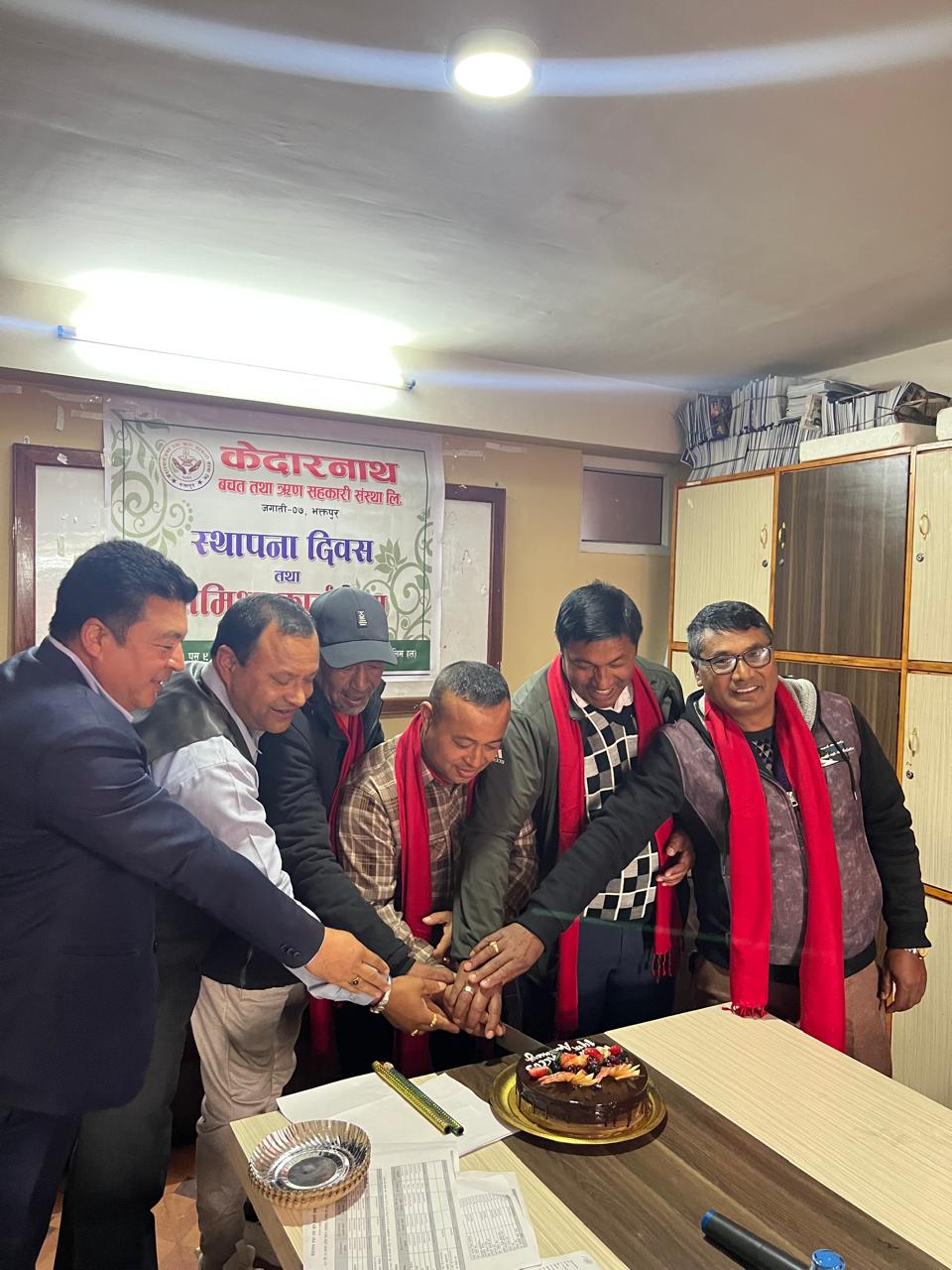 छ सात लाखबाट सुरु भएको संस्था अहिले तीन चार हजार सदस्य र त्रीपन्न करोड कारोबारमा