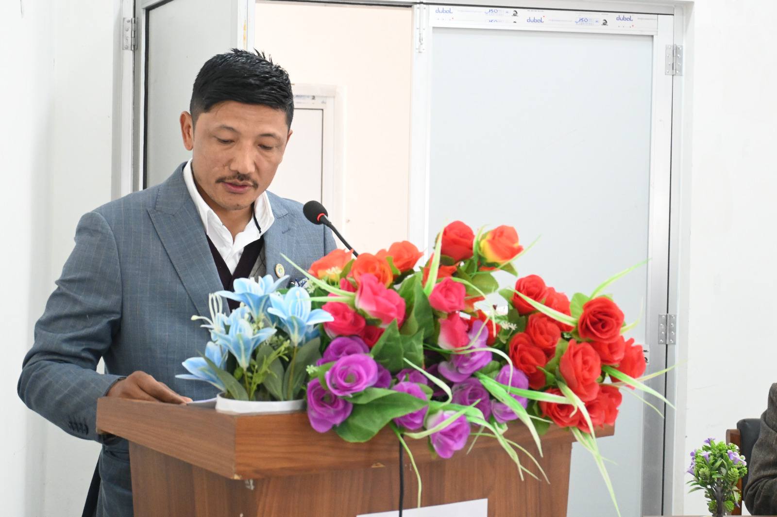 रोशि गाउँपालिकाको गाउँ सभाको अठारौं अधिवेशन