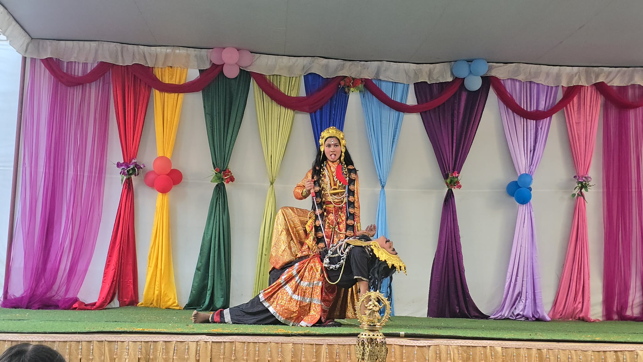 गाउँंगाउँंबाट उठ.. गीतका रचयिता भक्तपुरमा