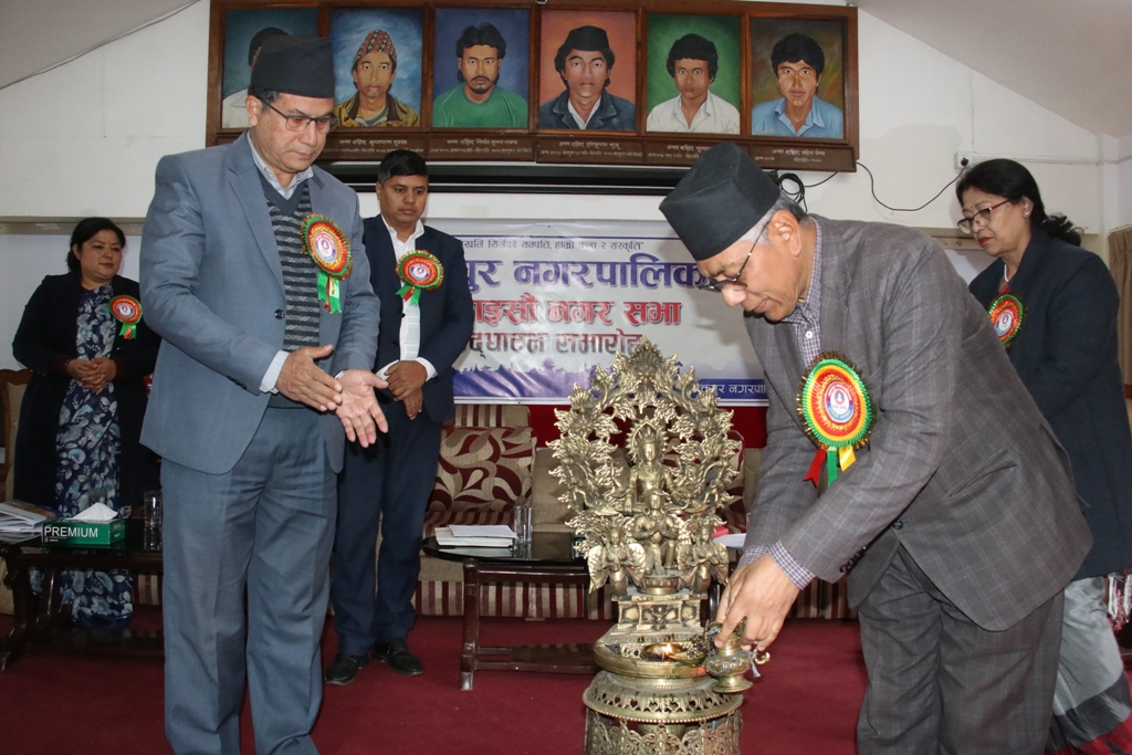 भक्तपुर औद्योगिक क्षेत्रका प्रदूषण फाल्ने उद्योगहरुलाई पायक पर्ने ठाउँमा स्थानान्तरण गर्न पहल गर्नुपर्ने