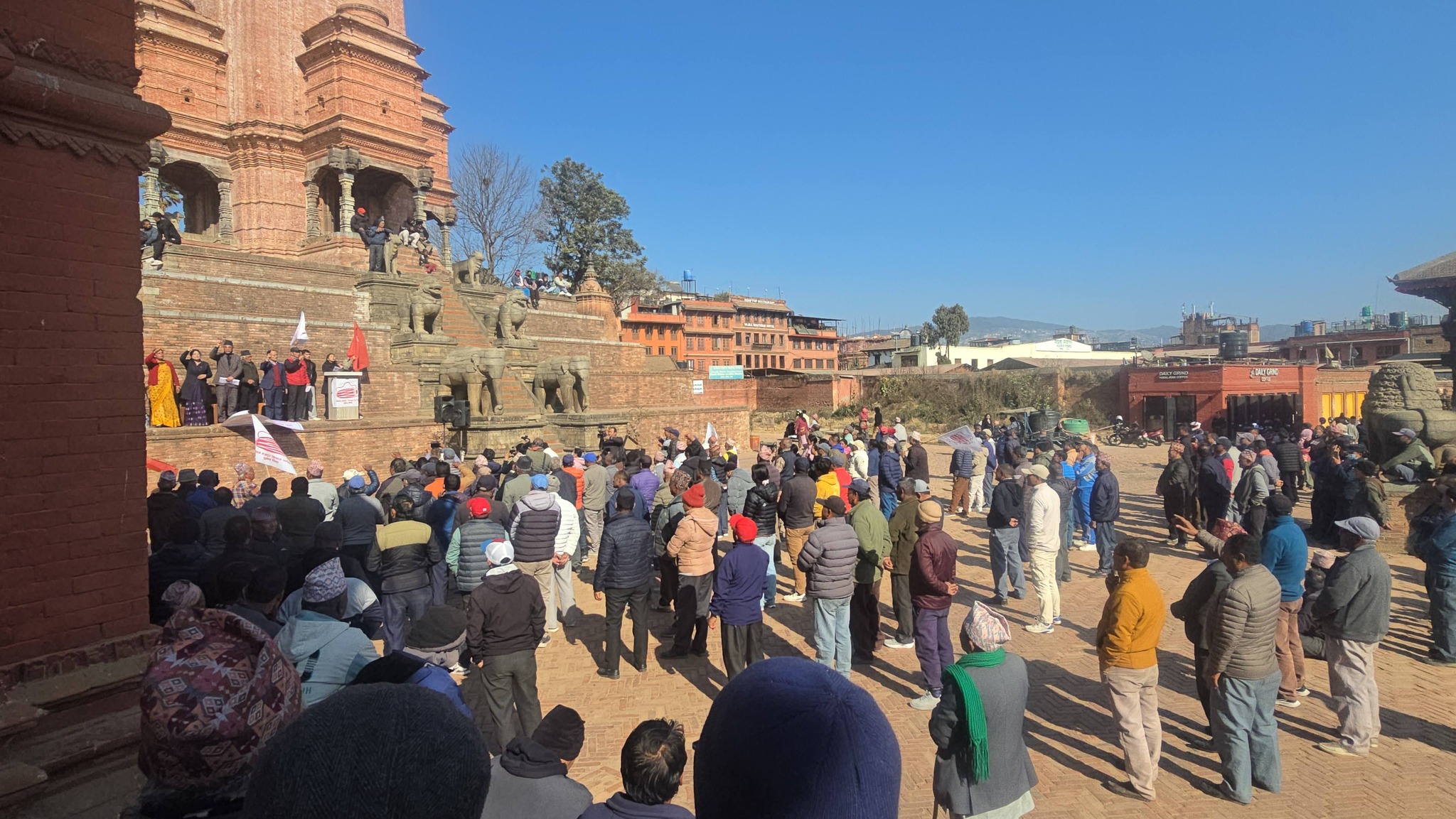 भक्तपुर १ मा १३ जनाको उम्मेदबारी