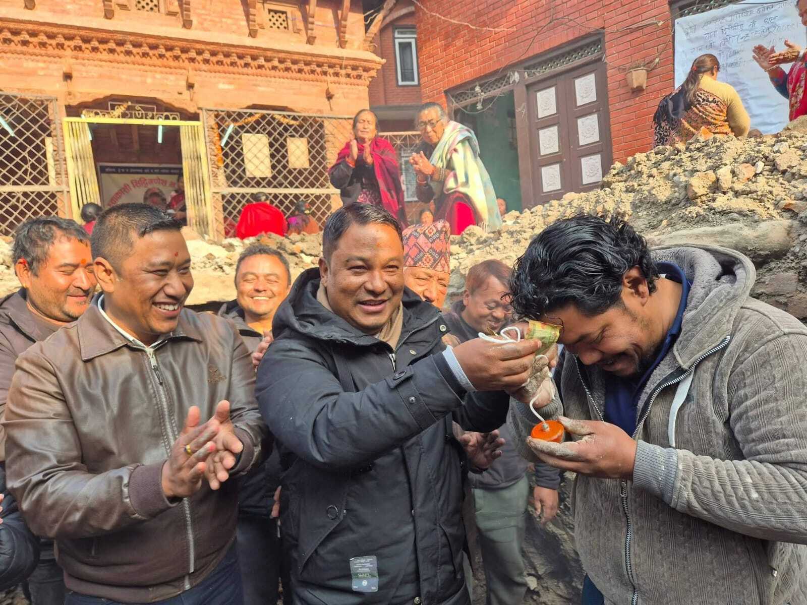 मध्यपुर थिमिमा 'ध्वाक्सी गणेश मन्दिर' को शिलान्यास: ३० लाखको लागतमा प्राचीन स्वरूप ब्युँताइने, फेरिँदै ध्वाकासी परिसरको मुहार