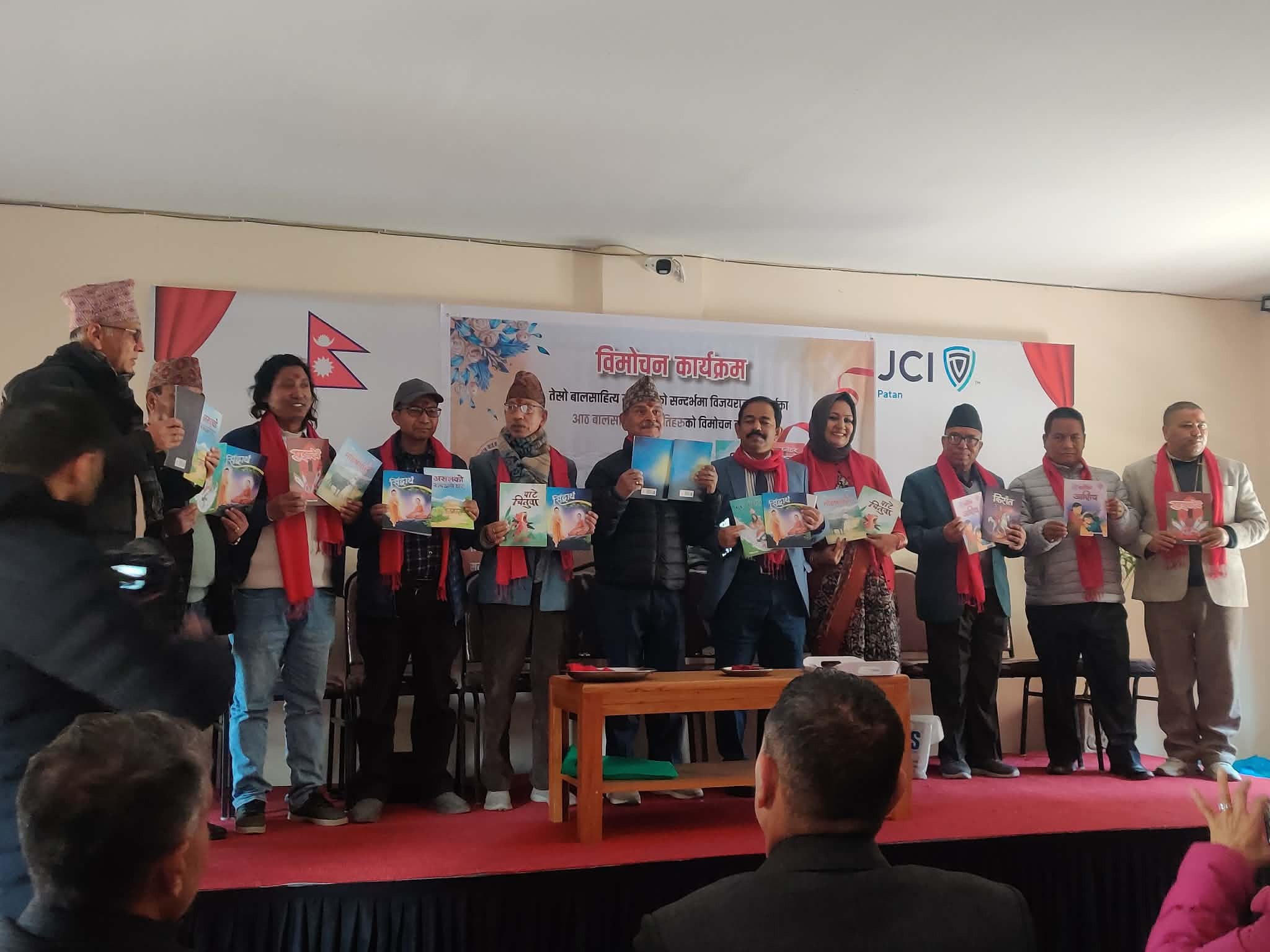 आठ बालसाहित्यिक कृतिको एकसाथ विमोचन