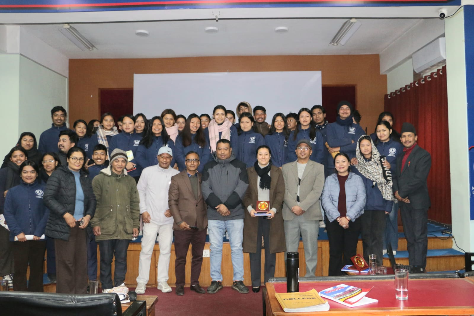 ख्वप कलेजका बिद्यार्थीबिच गो लोकल अभियान सम्बन्धि अभिमुखिकरण  