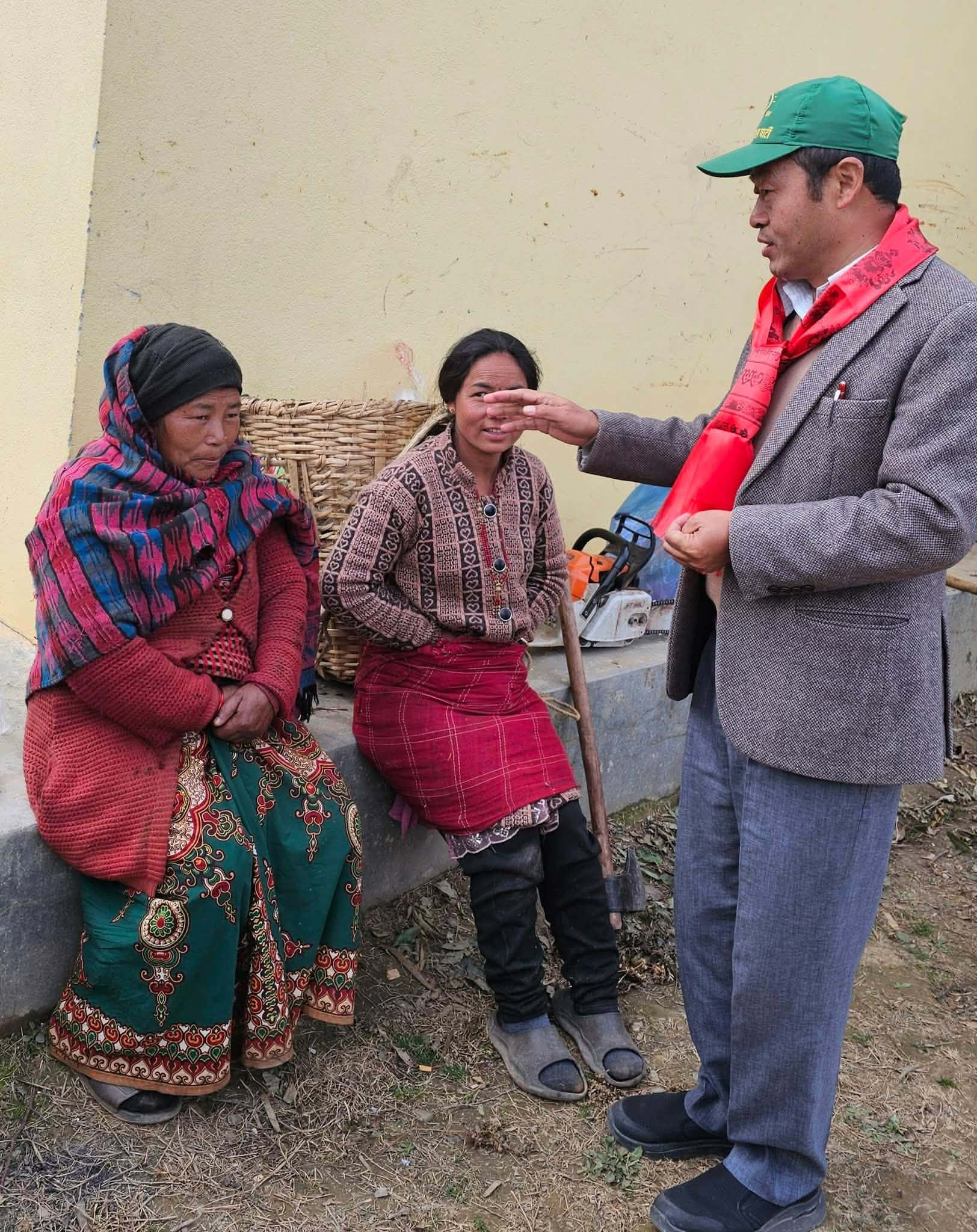 उम्मेदवारहरु सामाजिक सञ्जालमै सीमित भइरहँदा जितराम जनताको घरदैलोमा