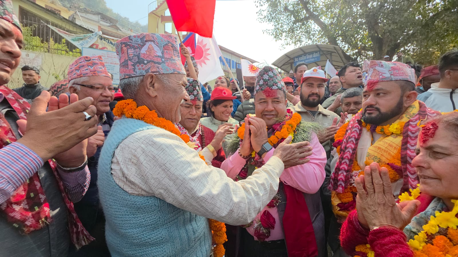 स्वतन्त्र पत्रकारबाट महत निष्काशित