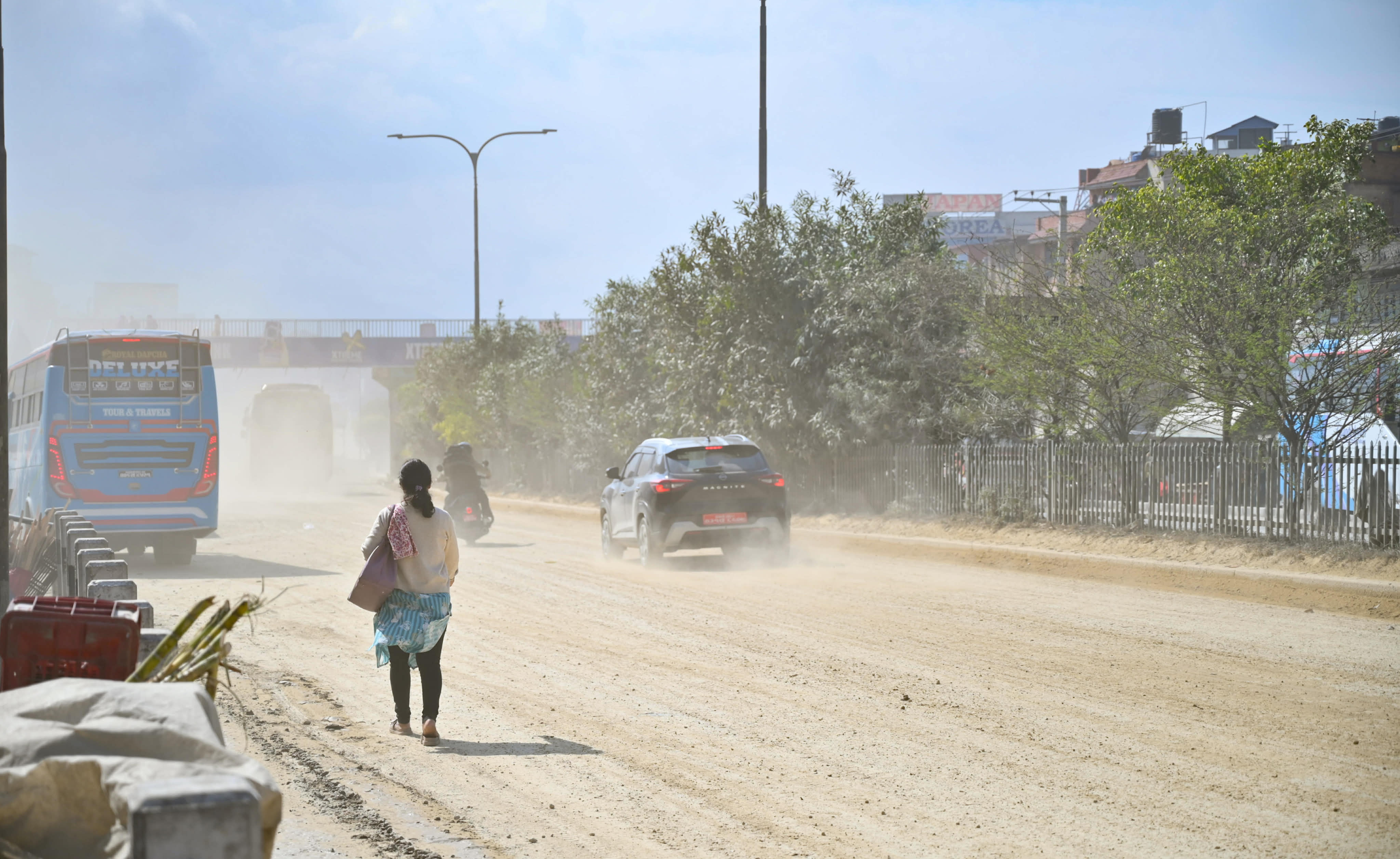 सूर्यविनायकमा धुलो र हिलोले जनजीवन प्रभावित (तस्वीरहरु पनि)