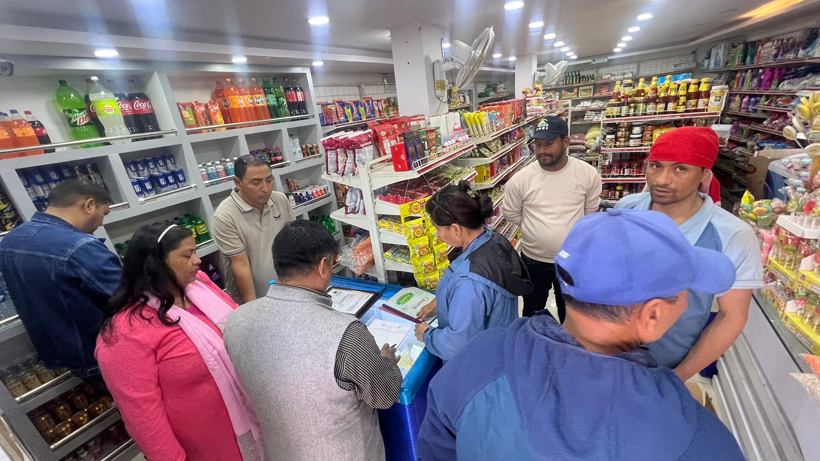 चाँगुनारायणमा अनुगमन कडा, म्याद नाघेका खाद्य वस्तु फेला