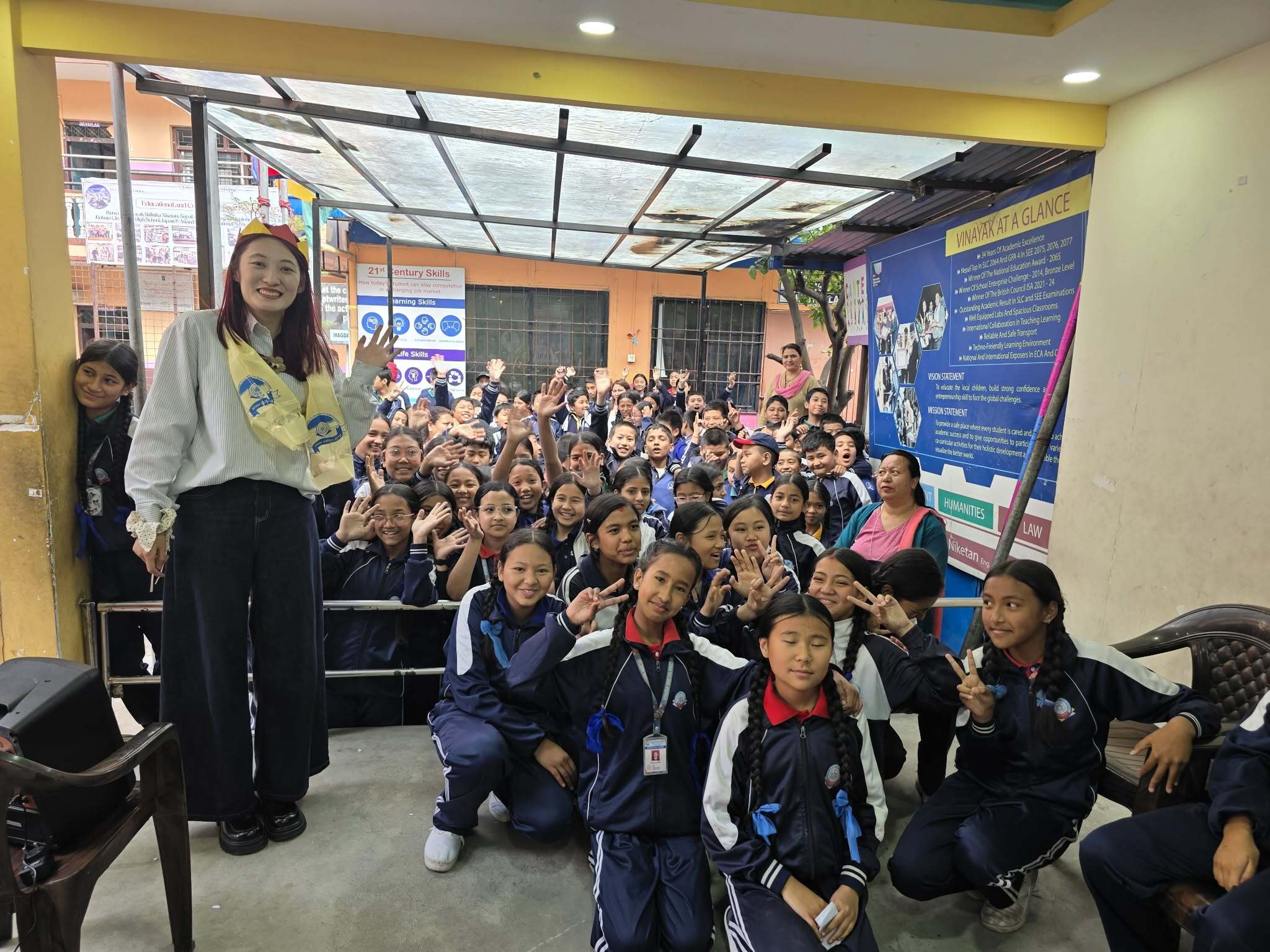 चाइनिज स्वयंसेविका शिक्षिकालाई बिदाई