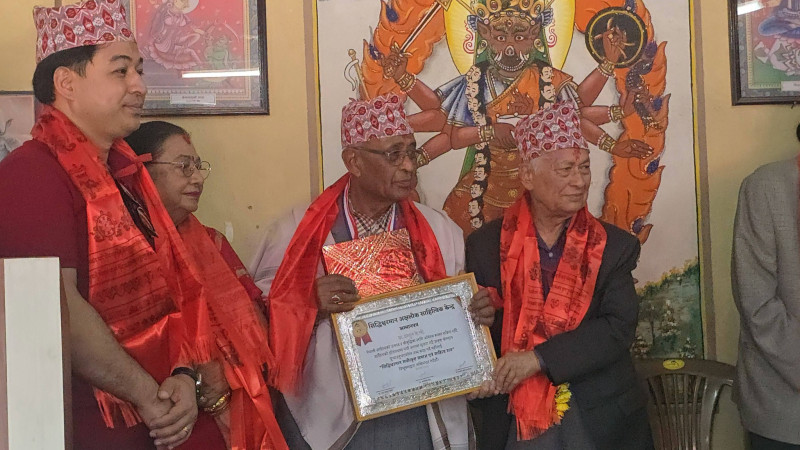 यसरी सम्मानित भए भक्तपुरका डा केसी