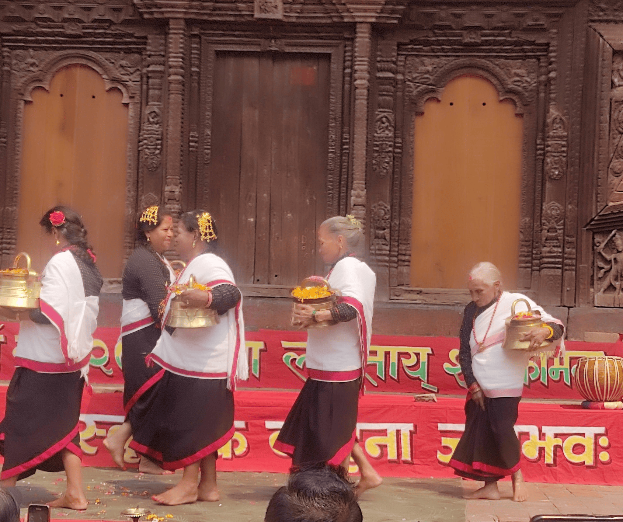 ७० नाघेका बाजेबज्यैहरुको सांस्कृतिक प्रस्तुति