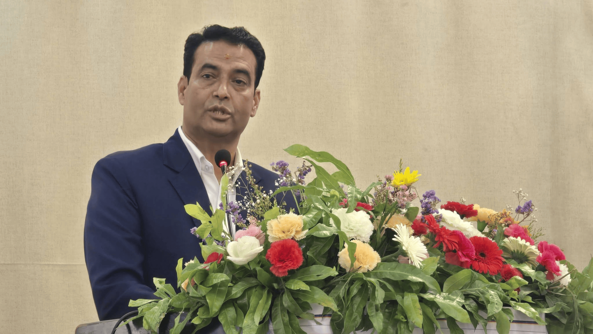 के भन्छन् इसेवा सञ्चालक ?