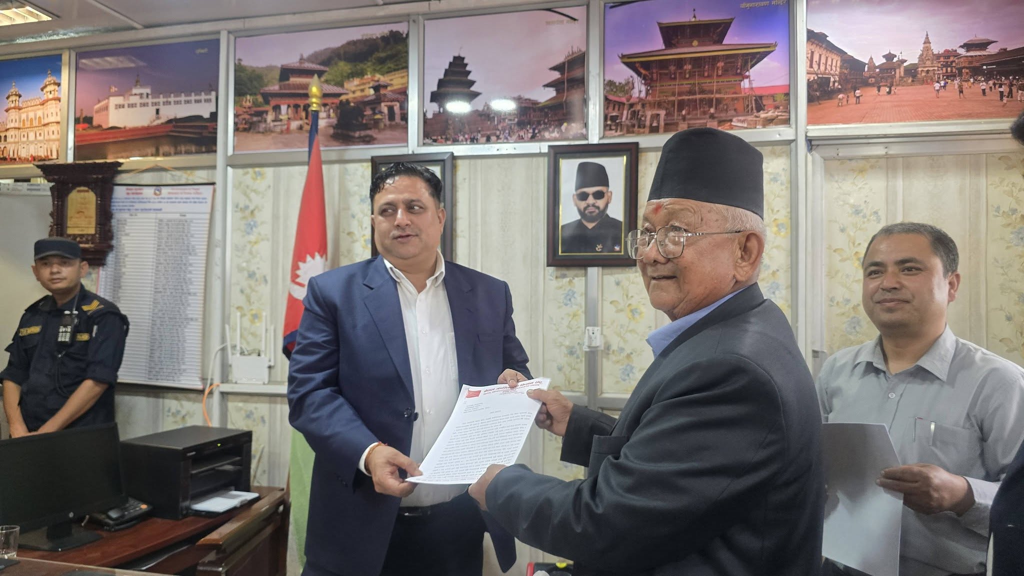 के छ नेपाल क्रान्तिकारी किसान संघले बुझाएको ज्ञापनपत्रमा ?