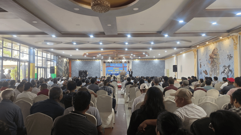प्रधानमन्त्रीको फोटो मात्रै टाँंसेरै भए पनि संसद् चलाउनुपर्ने हुनसक्छ