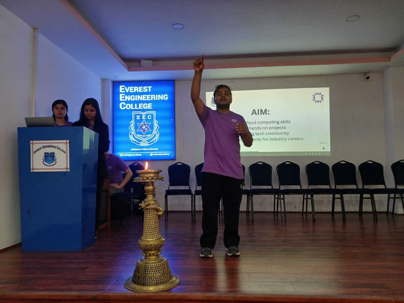 एभरेष्टमा विद्यार्थी निर्माण समूह गठन