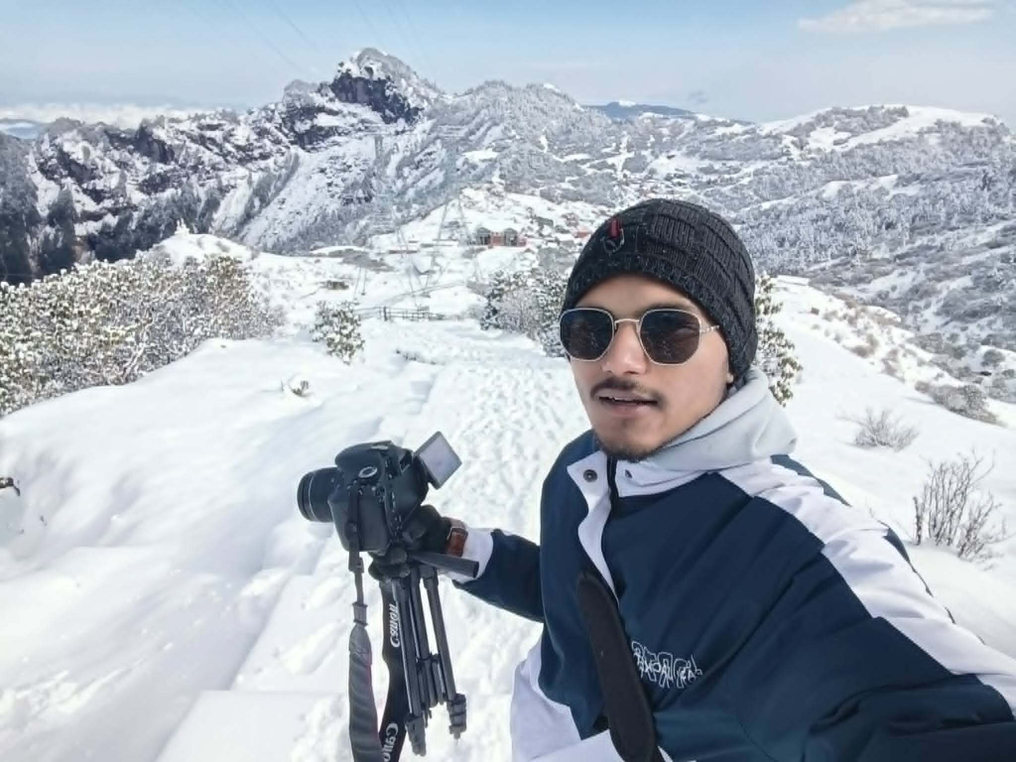 सानै उमेरदेखि चलचित्र र डकुमेन्ट्री बनाउने सपना बोकेका प्रज्वोल खत्री