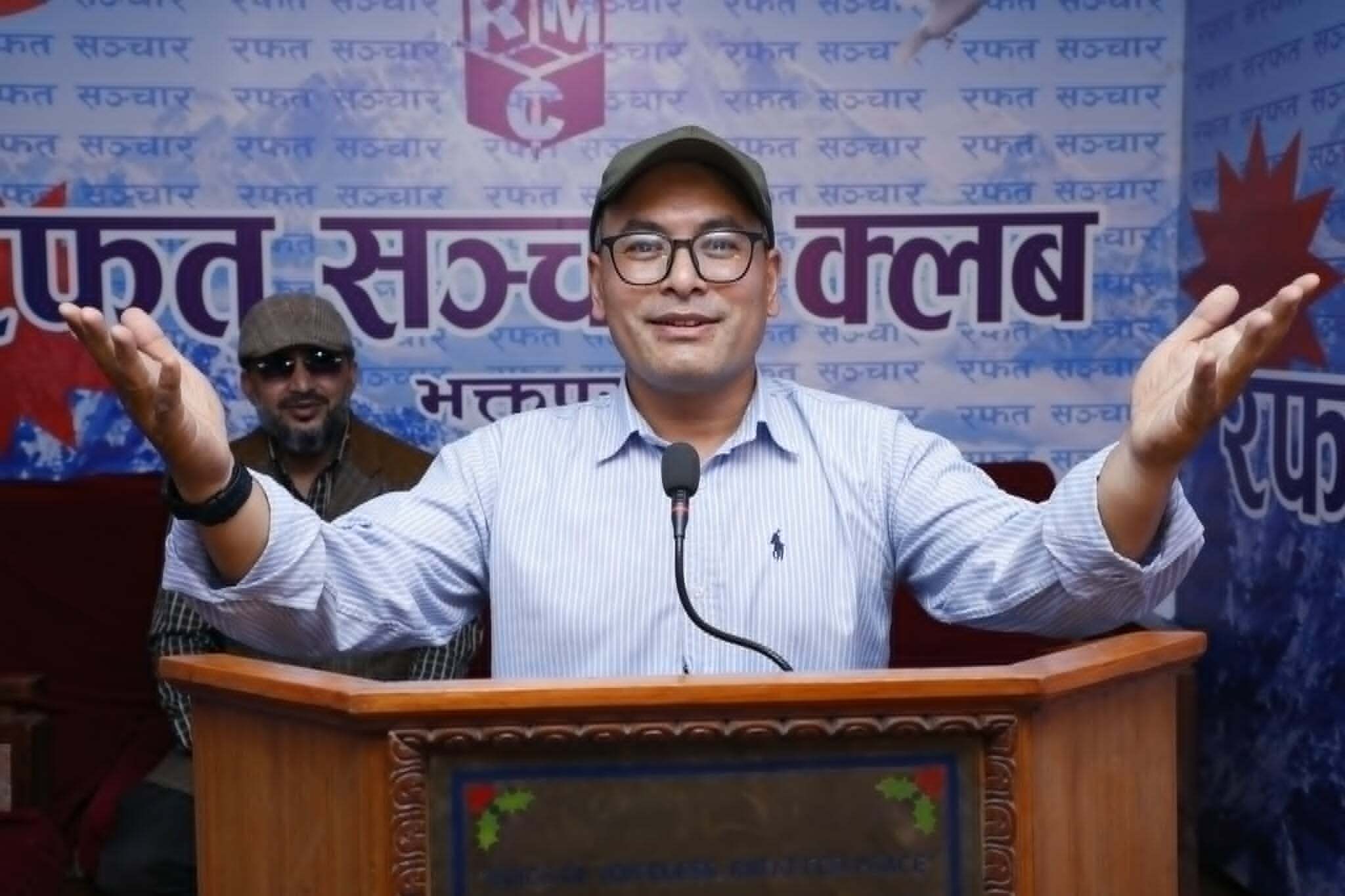 नेपालमा वायु प्रदूषणको मुख्य स्रोत सवारीसाधन, उद्योग र घरधुरी, सबै सचेत नबने भयावह संकट आउन सक्छ : वातावरणविद् डा गोसाईँ