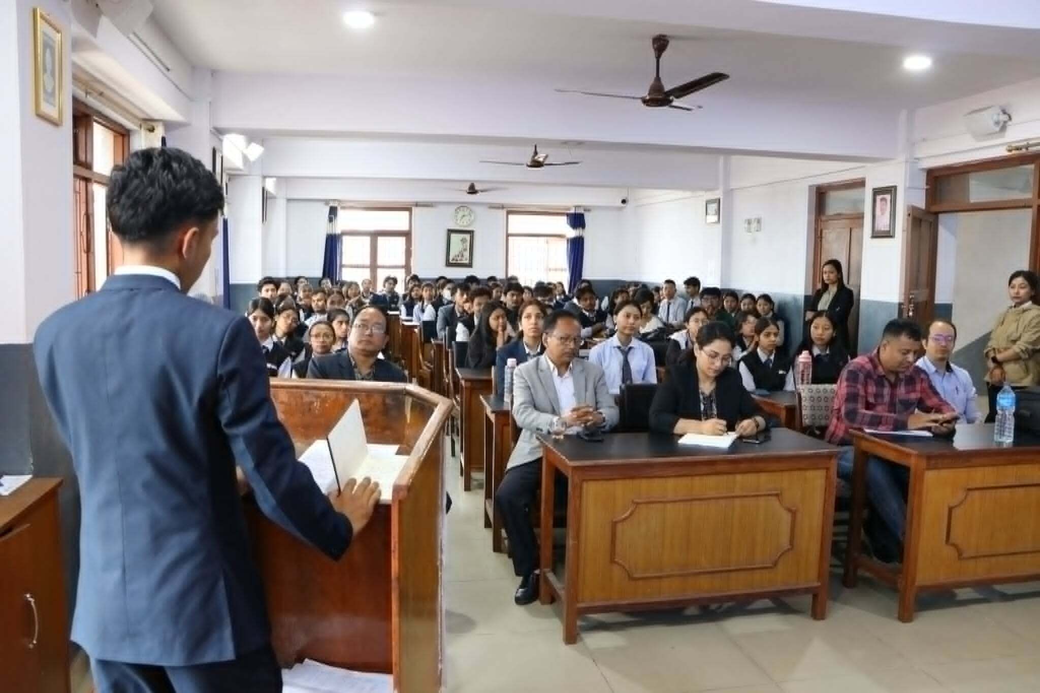 पुँजीपति बर्गलाई फाइदा हुने बजेट