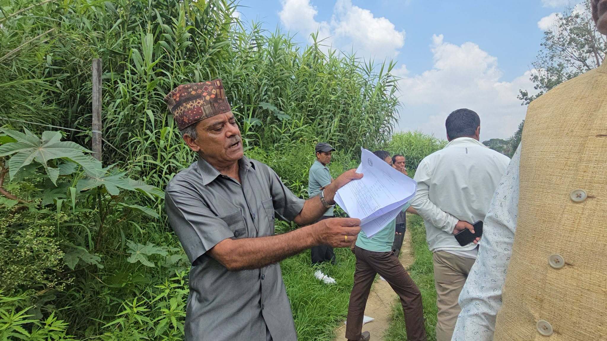 बालकोट हनुमन्ते खोला किनारको सार्वजनिक जग्गा गायब पारेपछि......