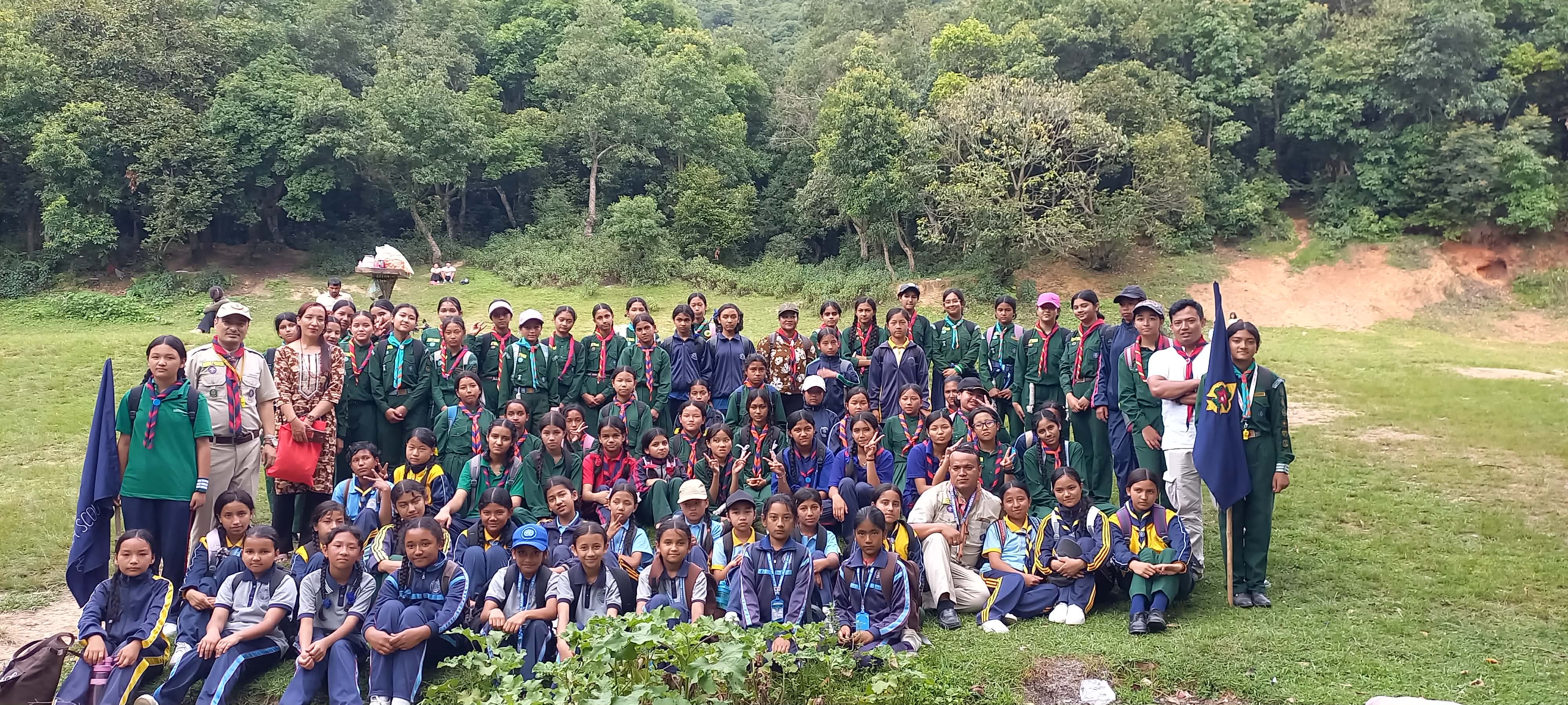 ६ विद्यालयका १२४ स्काउटको उत्साहपूर्ण एकदिने हाइक सम्पन्न