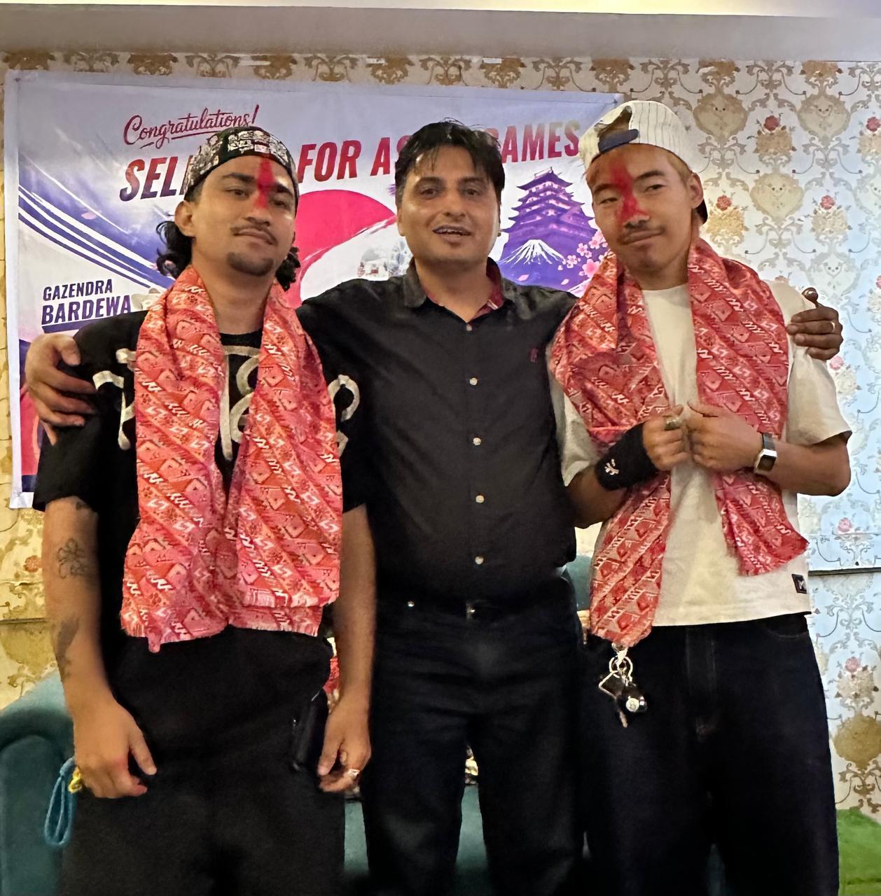 एसियन स्केटिङ च्याम्पियनसिपका लागि गजेन्द्र र शरद जापान जाने