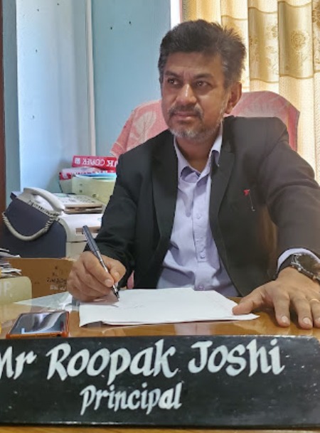 विद्यार्थीहरुको रोजाइमा ख्वप कलेज