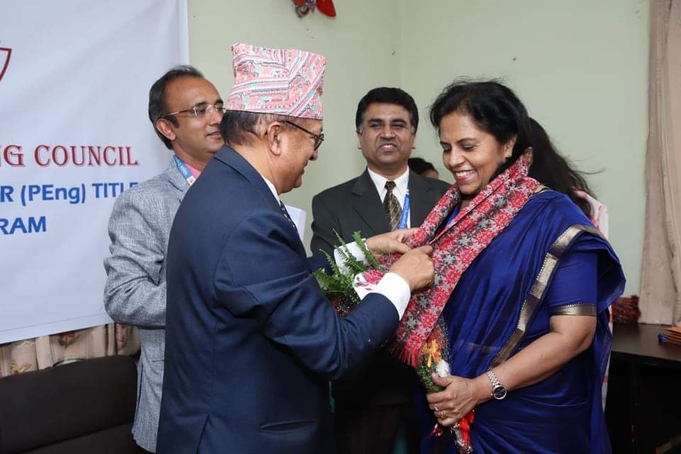 नेकका प्राचार्य प्रा डा श्रेष्ठले पाए प्रोफेसनल इन्जिनियरिङ अवार्ड  