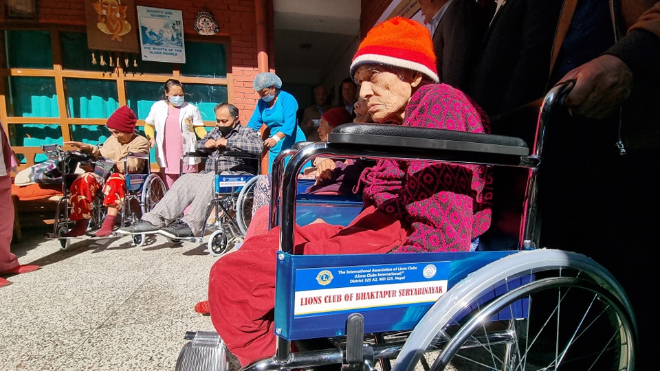 किन खुशी भए भक्तपुरको सिद्धि शालिग्रामका यी बृद्धबृद्धाहरु (हेर्नुहोस् फोटोसहित)