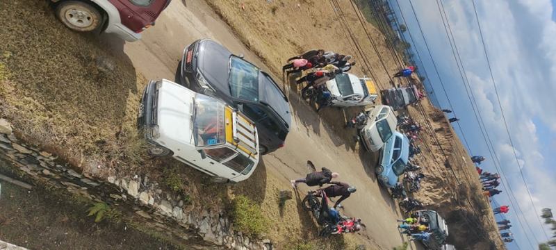 नगरकोटमा हिउँ हेर्न आउनेको भिड