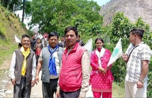 रोशी गाउँपालिकामा स्वतन्त्र उम्मेदवारको पक्षमा जनलहर