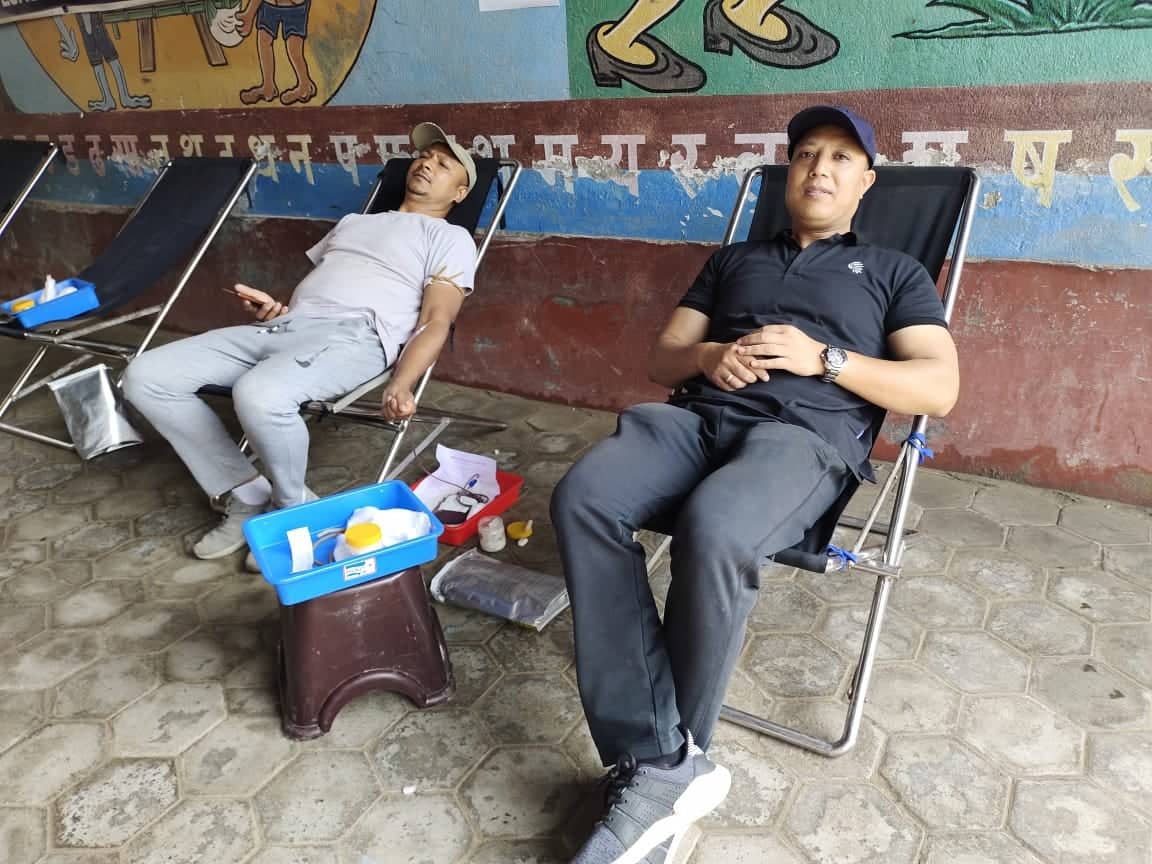 भक्तपुर विधुतीय सामाग्री व्यवसायी संघको आयोजनामा रक्तदान कार्यक्रम सम्पन्न