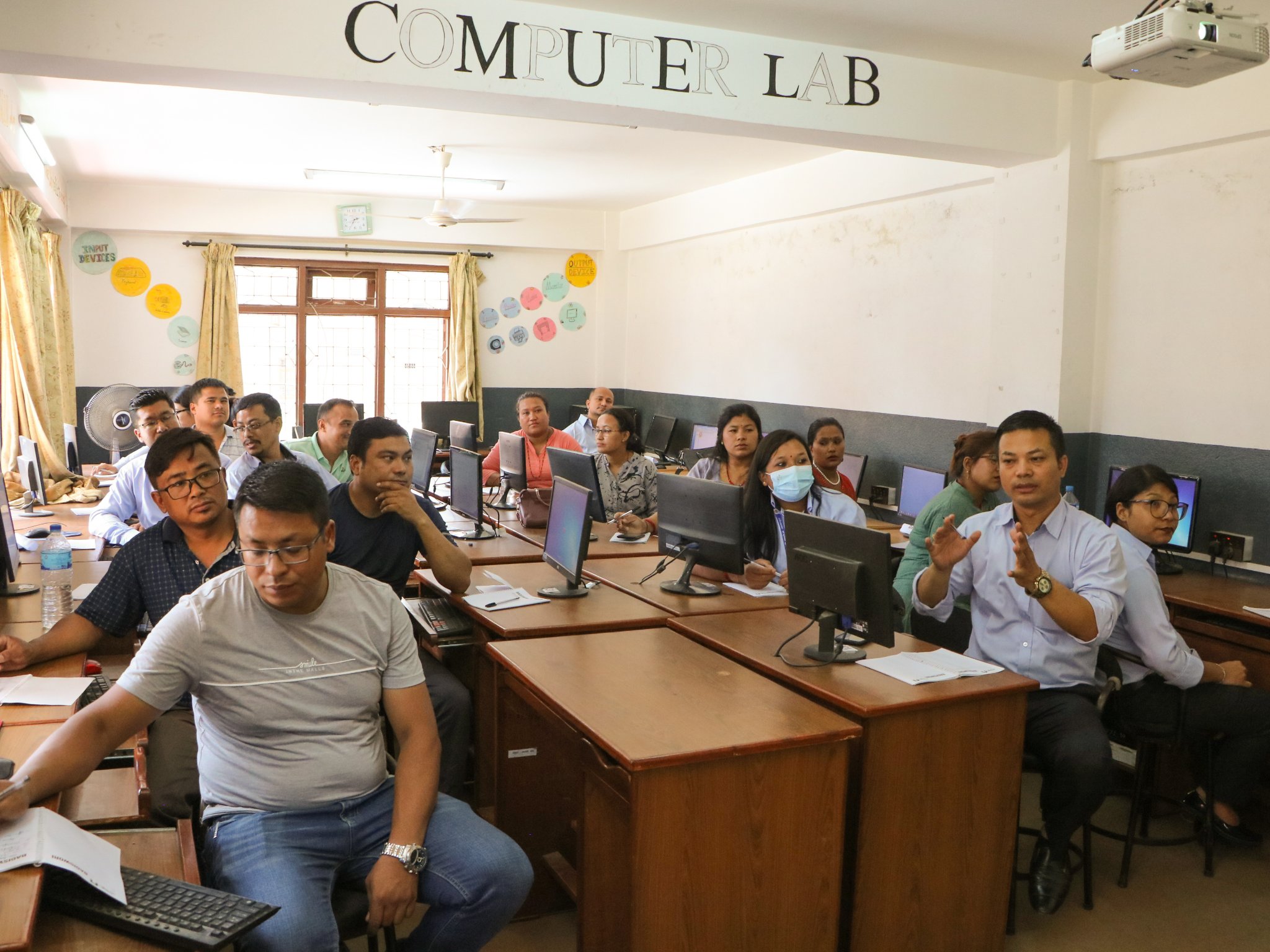 बागीश्वरी कलेज र माविका कर्मचारीहरुलाई सीप विकास तालिम