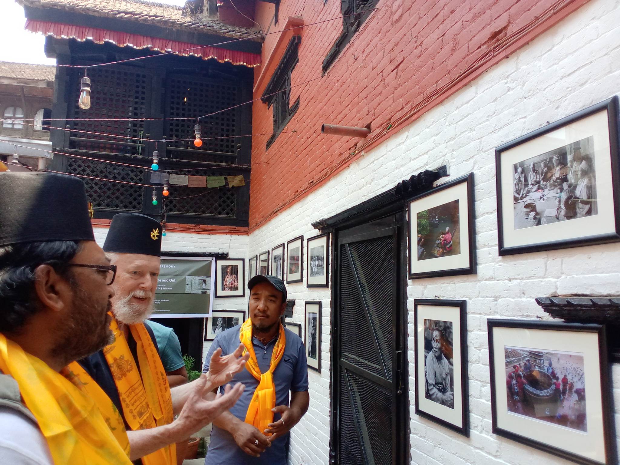 भक्तपुर चिनाउने फोटो प्रदर्शनी सुरु 