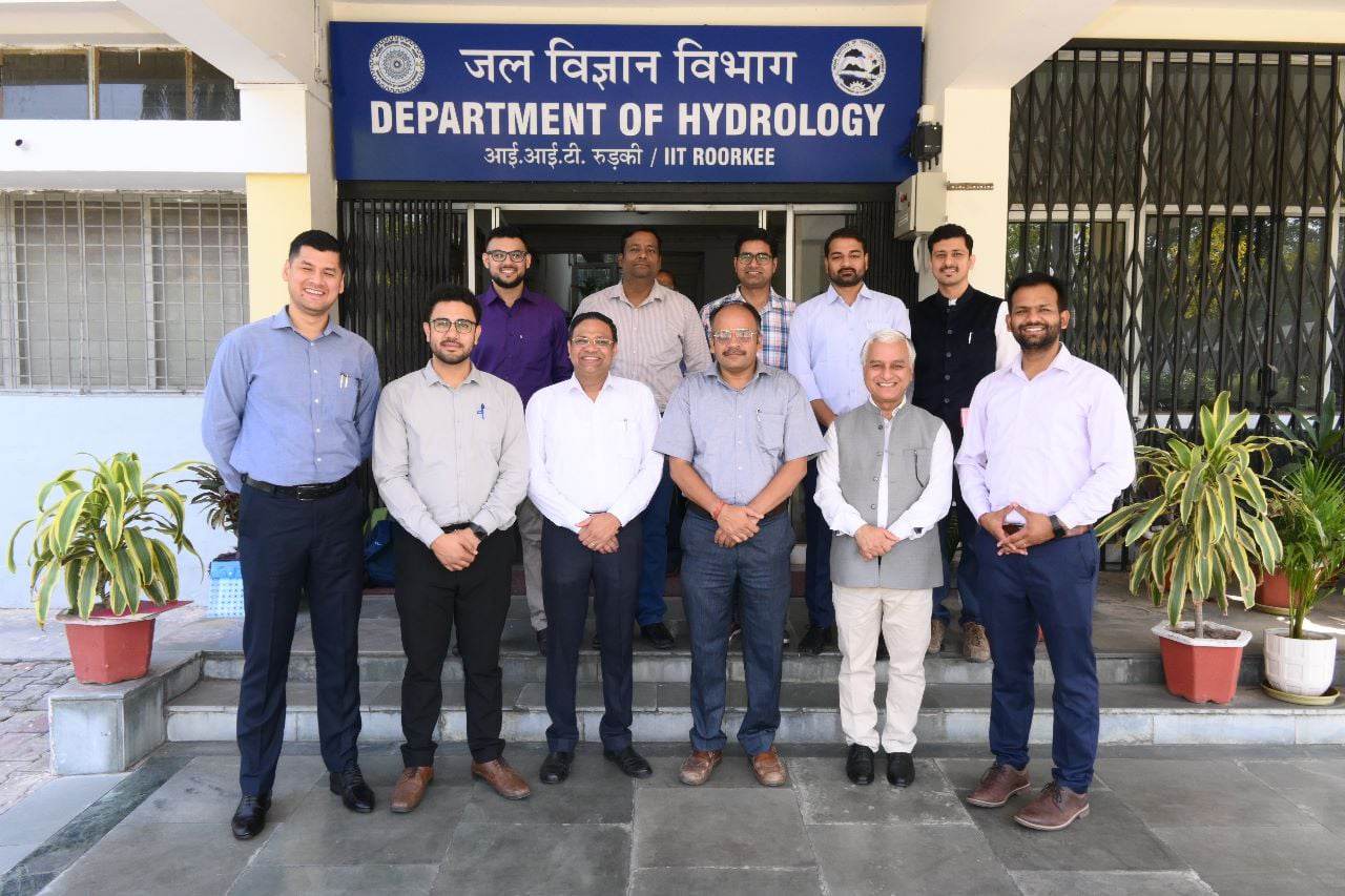 nec Teacher Presents Research Status at IIT Roorkee
