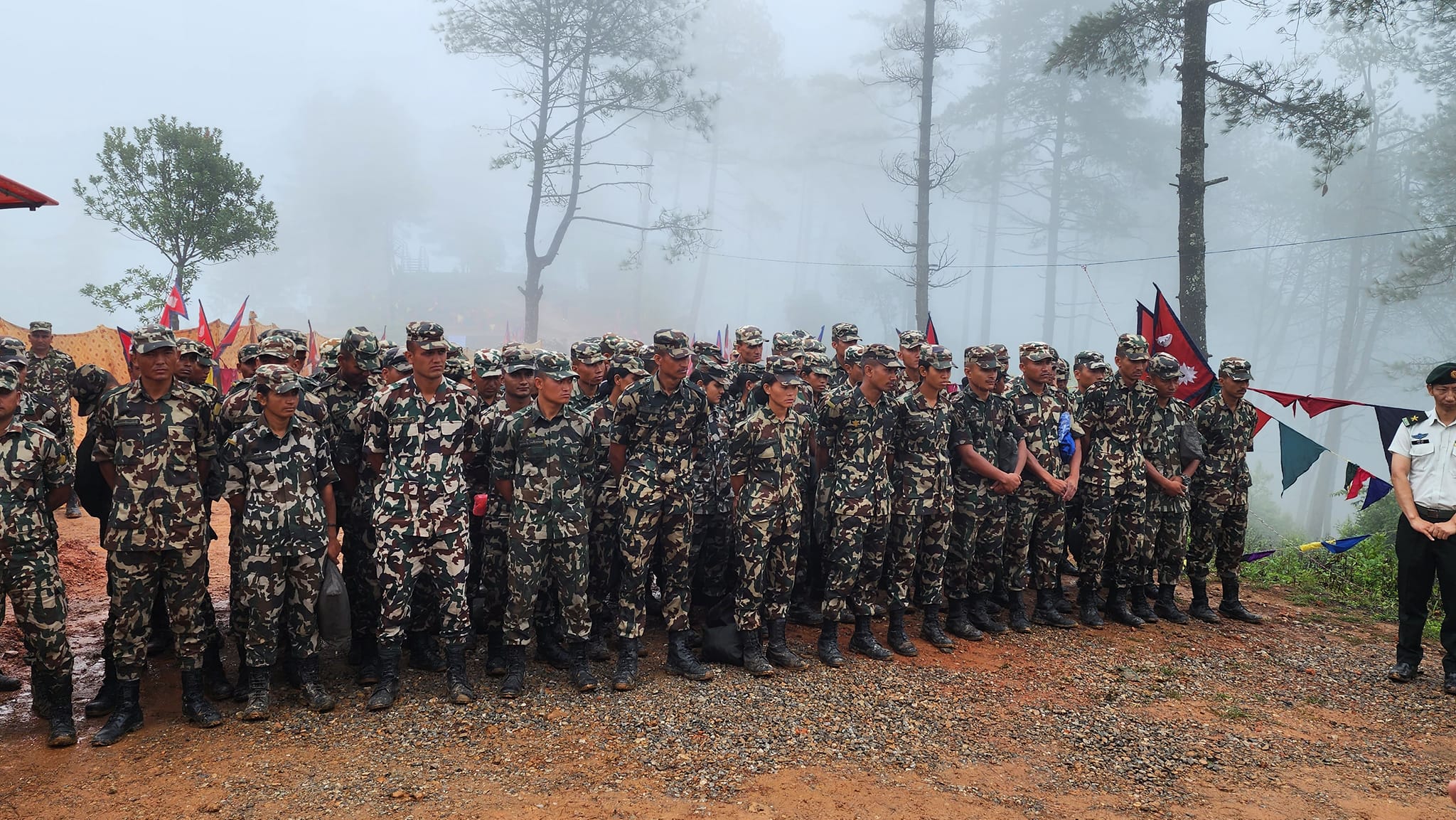 भक्तपुरको सिपाडोल नैचालमा पृथ्वीनारायण शाहको पूर्ण कदको शालिक अनावरण