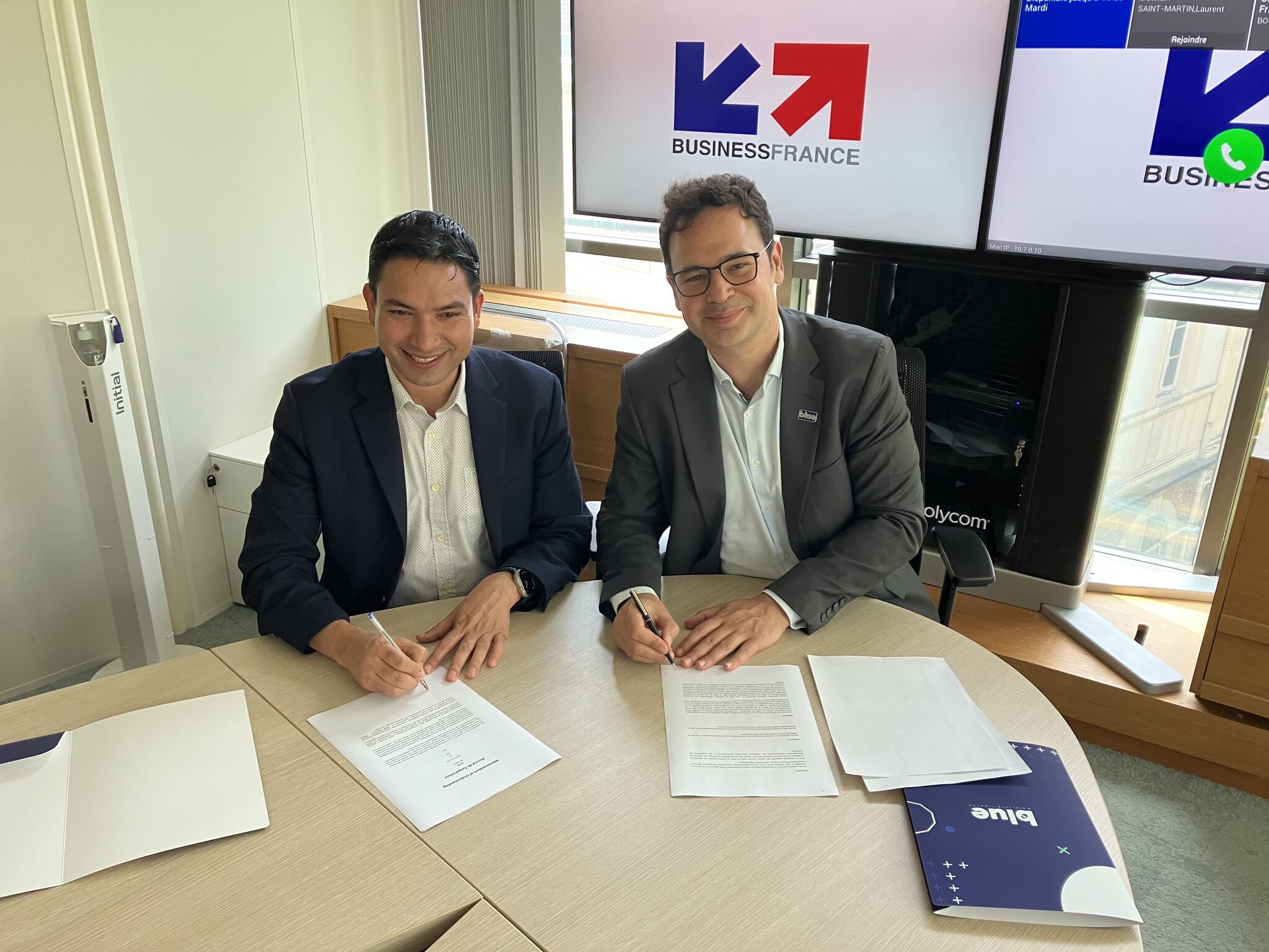 जलस्रोत विकासमा सहकार्य गर्ने गरी बिजबेल र फ्रान्सको बिडब्लूआईबीच सम्झौता