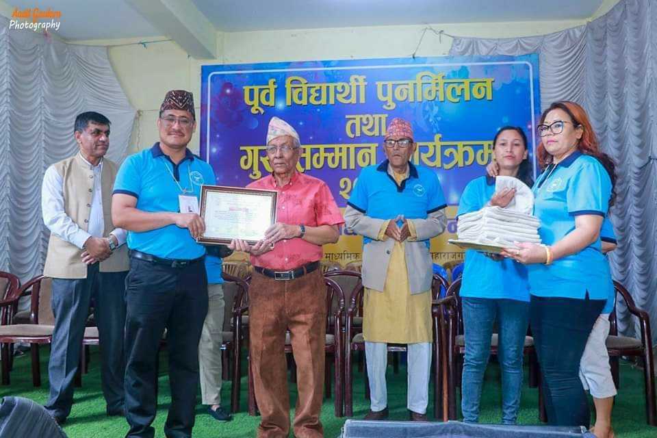 शिवपुरी पूर्व विद्यार्थी पुर्नमिलन कार्यक्रम सम्पन्न