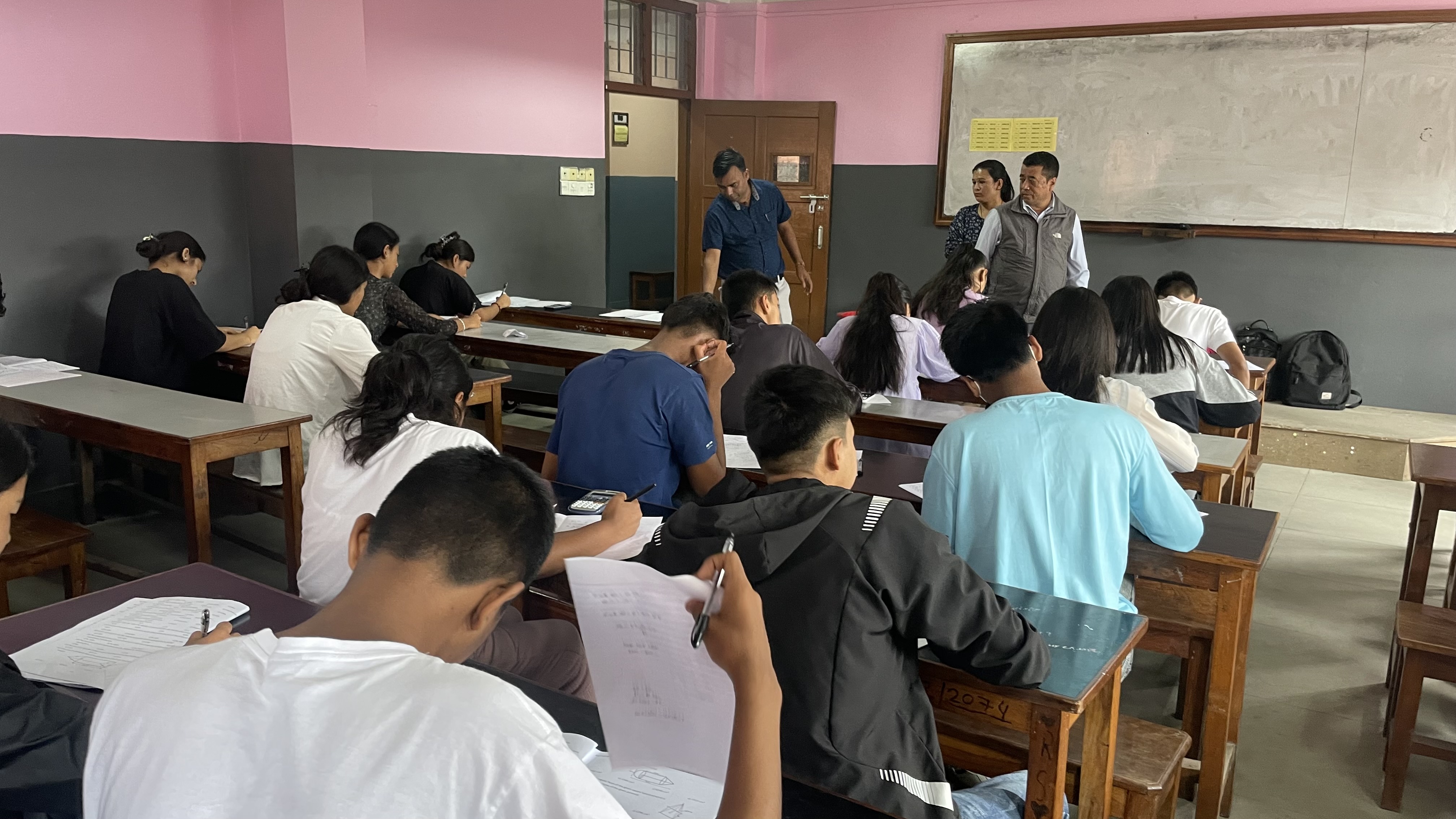 भक्तपुर नगरपालिकाको छात्रवृत्ति छनौट परीक्षा सम्पन्न