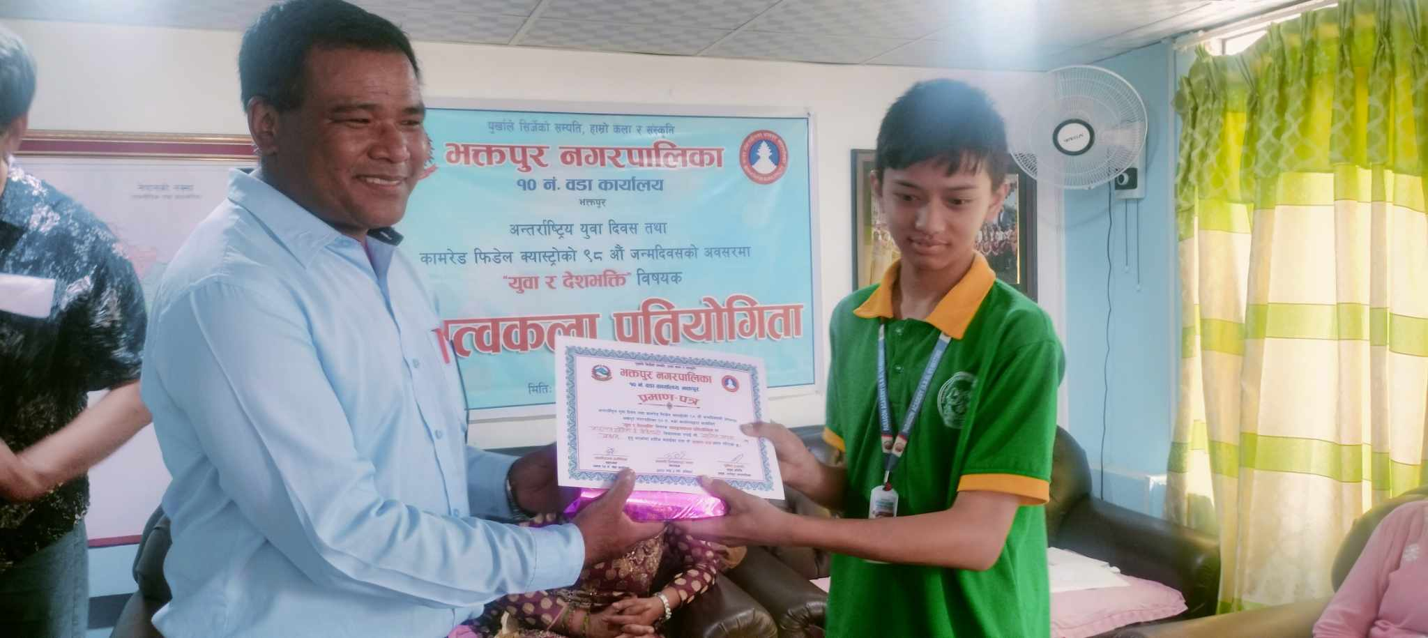 वक्तृत्वकला प्रतियोगितामा पारागनका एन्जेल खड्का प्रथम 