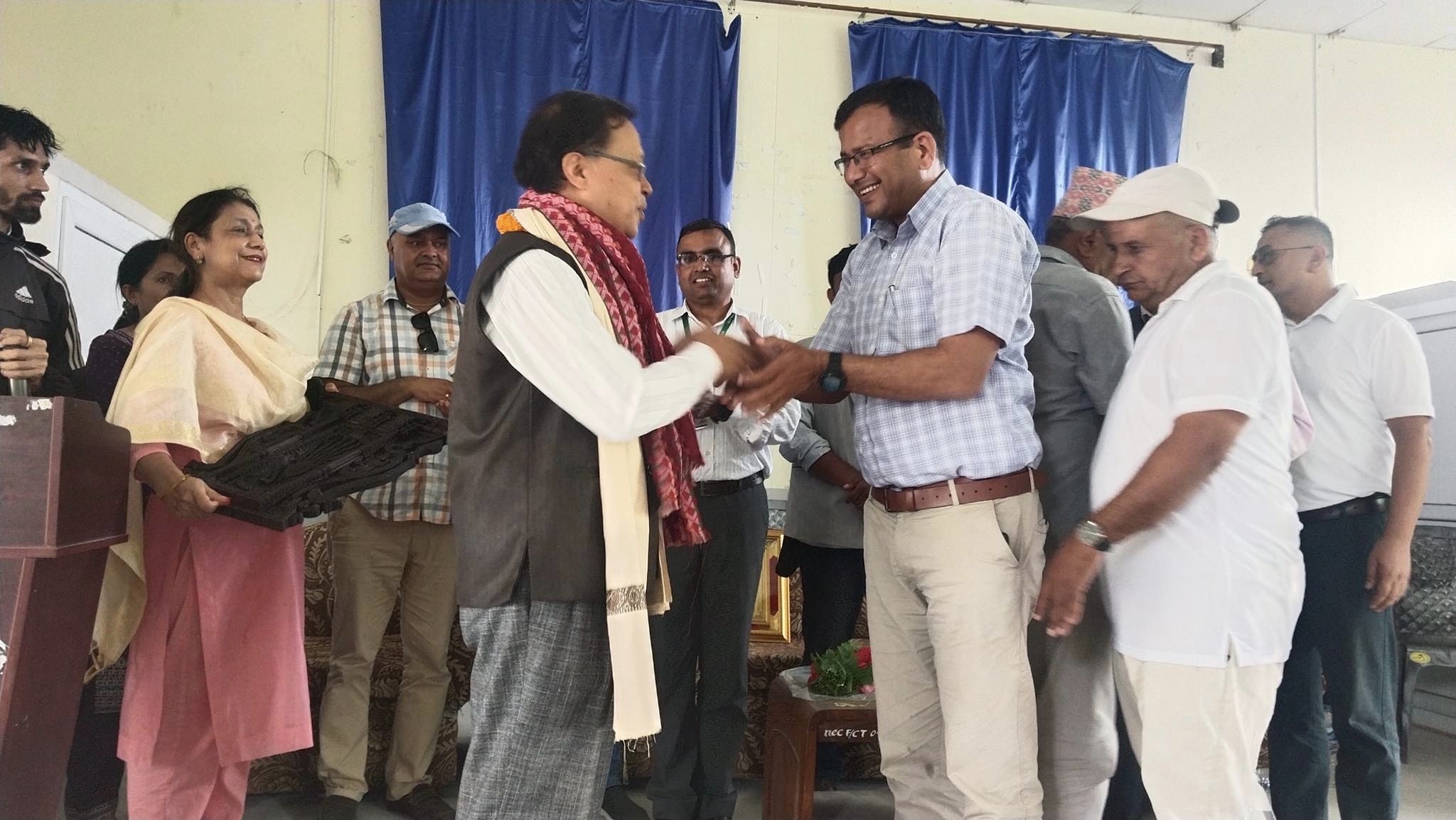 सवैको मन भारी बनाएर विदा भए प्राडा श्रेष्ठ 