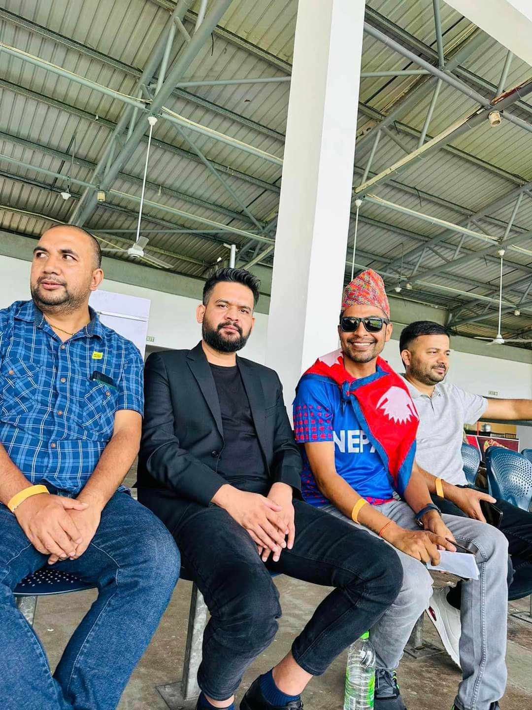 नेपाली टिमलाई हौसला दिन खेलकर्मी, राजनीतिज्ञदेखि कलाकारसम्म पुगे श्रीलंका