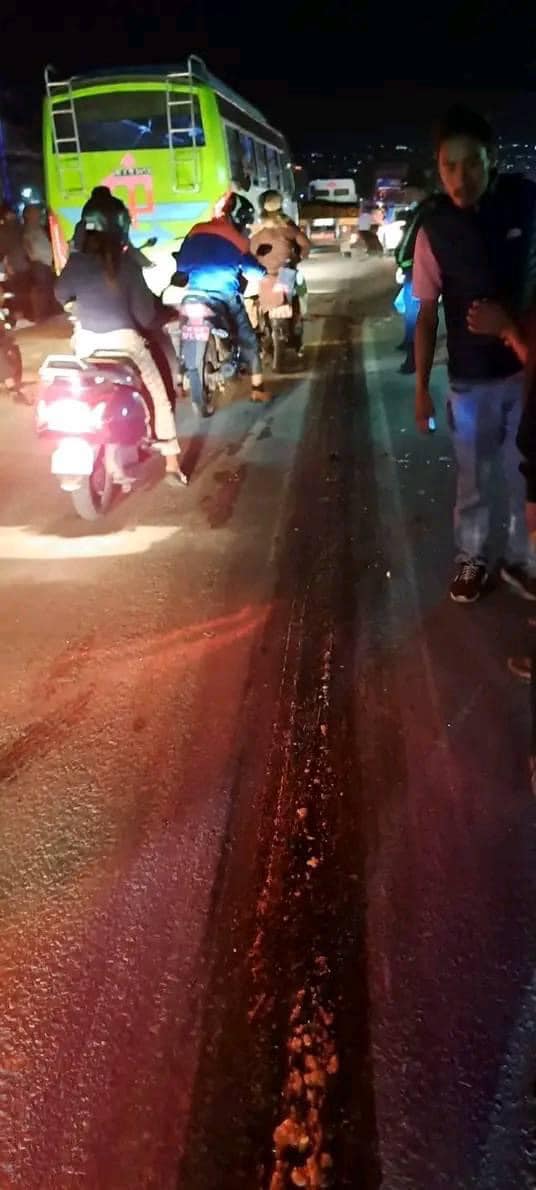 भक्तपुरको आदर्शमा भयानक दुर्घटना ः २५ वर्षीया युवतीको मृत्यु ः शरीर नै किचिमिची भएको फोटो सार्वजनिक  (तस्वीरहरु छन्।)